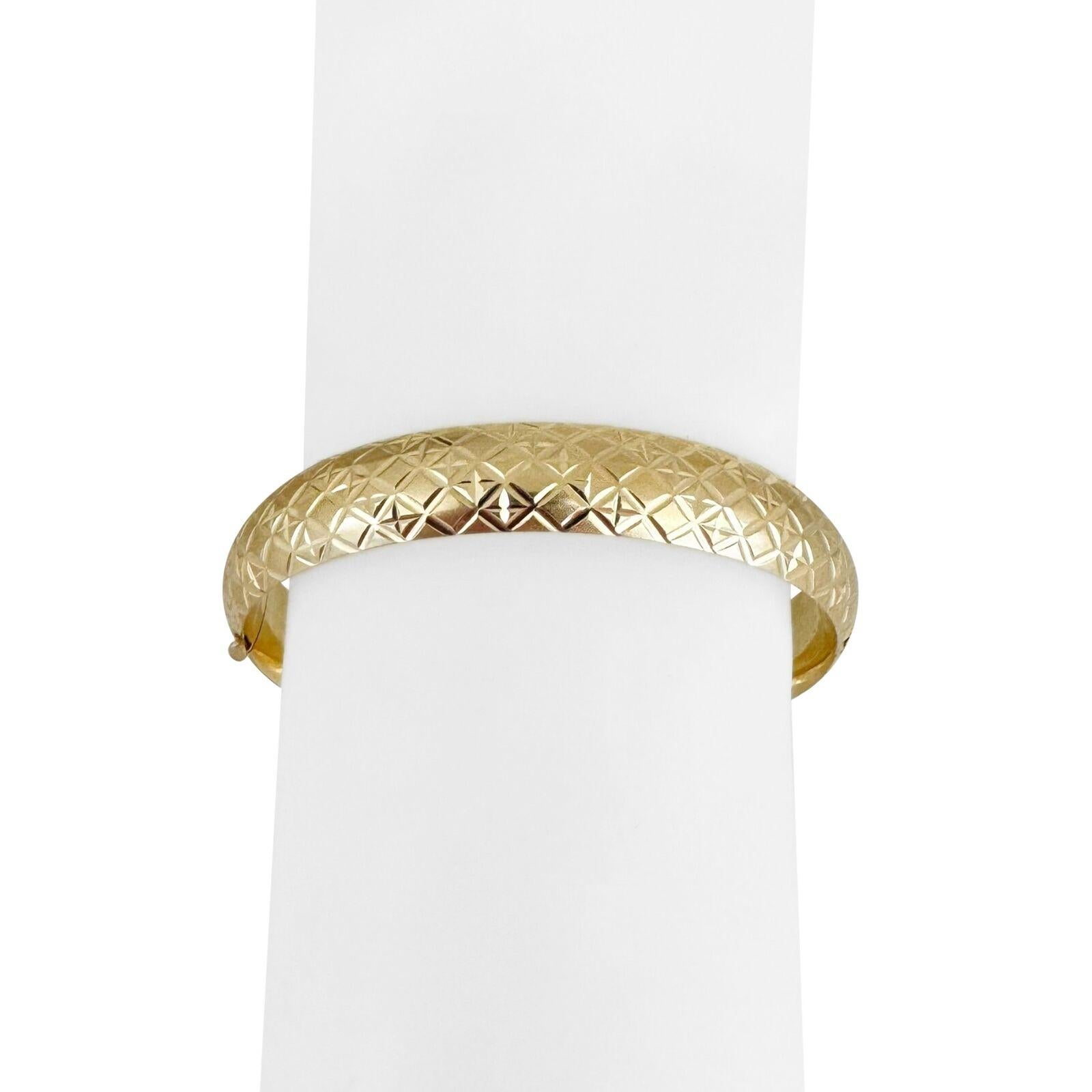 14 Karat Yellow Gold Ladies Diamond Cut Bangle Bracelet  2