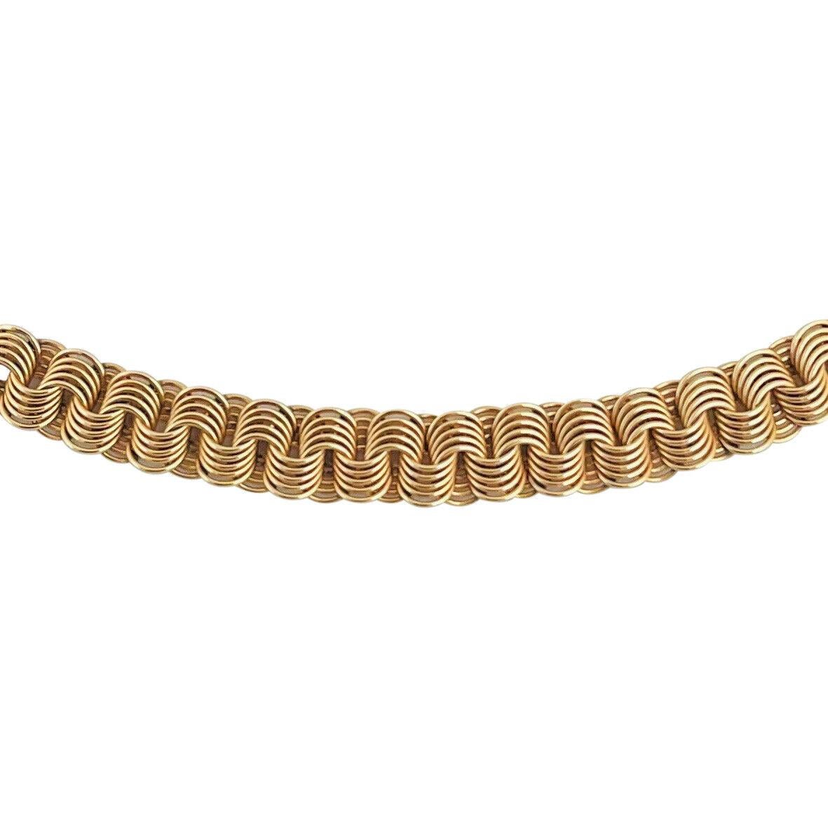 14 Karat Yellow Gold Ladies Fancy Circle Link Chain Necklace In Good Condition In Guilford, CT