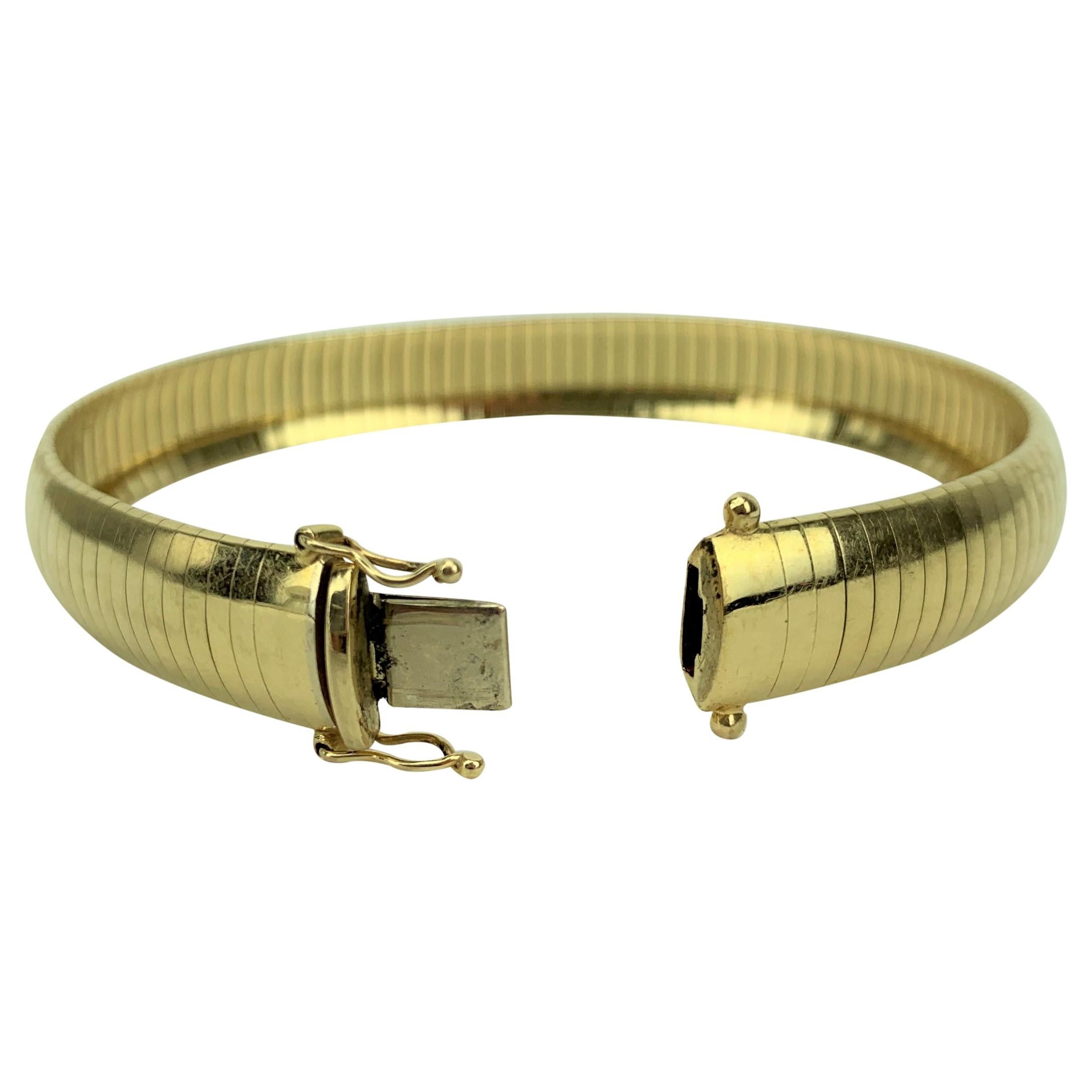 14 Karat Yellow Gold Ladies Omega Link Chain Bracelet 2