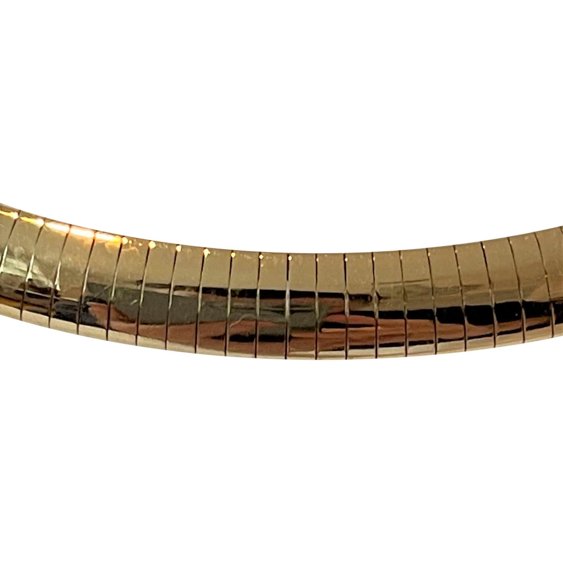 14 Karat Yellow Gold Ladies Omega Link Collar Necklace In Good Condition In Guilford, CT