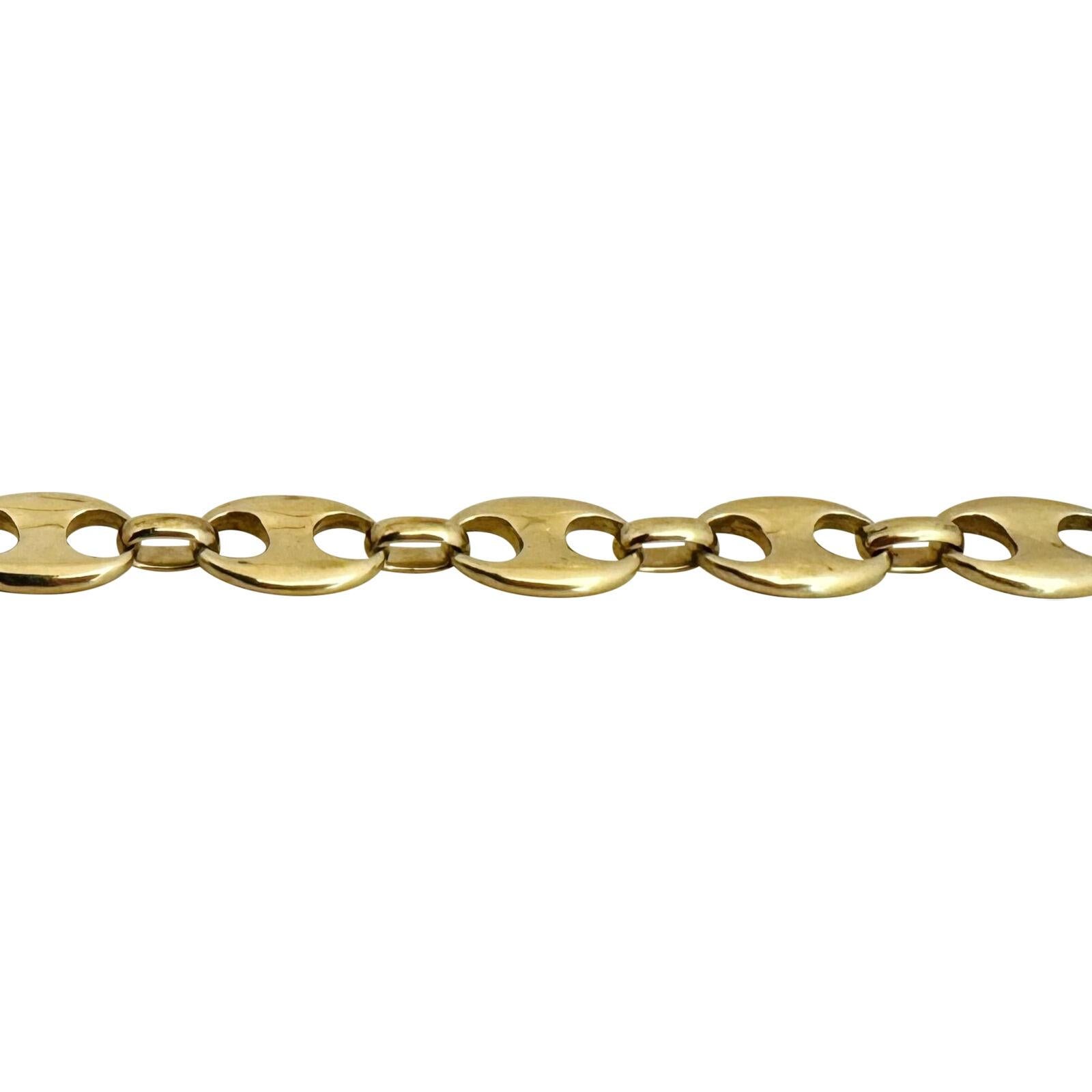 14 Karat Yellow Gold Ladies Puffy Gucci Link Bracelet Italy  In Good Condition For Sale In Guilford, CT