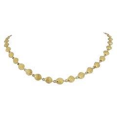 Collar de eslabones de concha de vieira para mujer en oro amarillo de 14 quilates