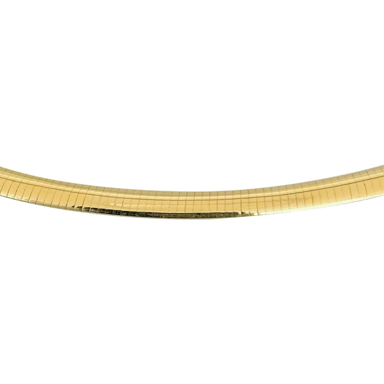 Collier à maillons Omega en or jaune 14 carats massif pour femmes, Italie Bon état à Guilford, CT