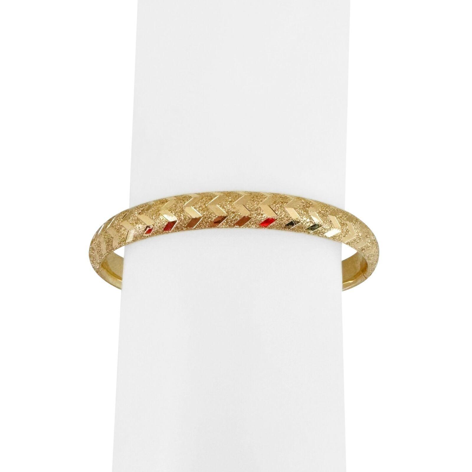 14 Karat Yellow Gold Ladies Sparkling Textured Fancy Bangle Bracelet 2