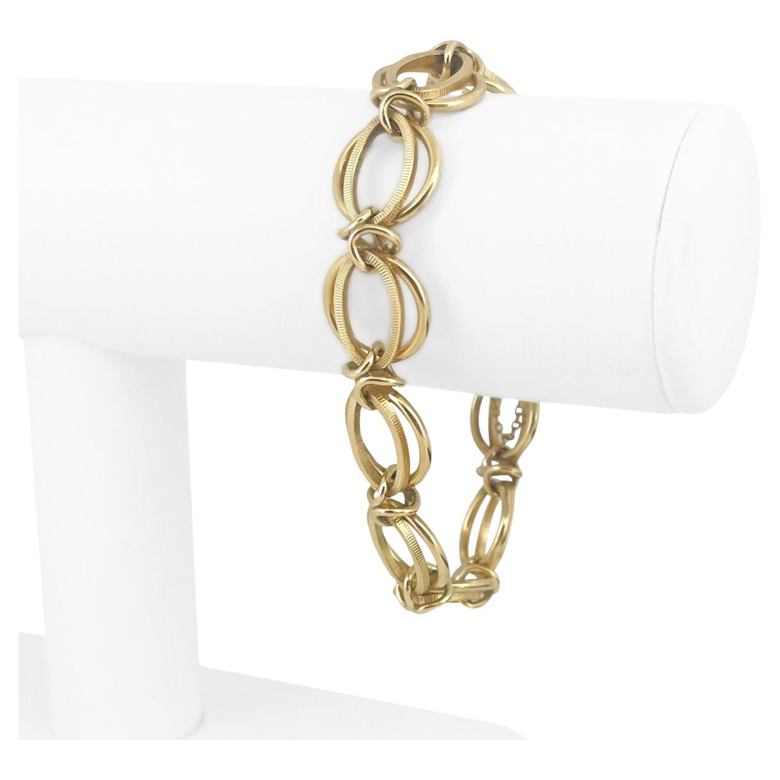 14 Karat Yellow Gold Ladies Vintage Fancy Circle Link Charm Bracelet 
