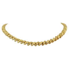 14 Karat Yellow Gold Ladies Vintage San Marco Link Necklace Italy