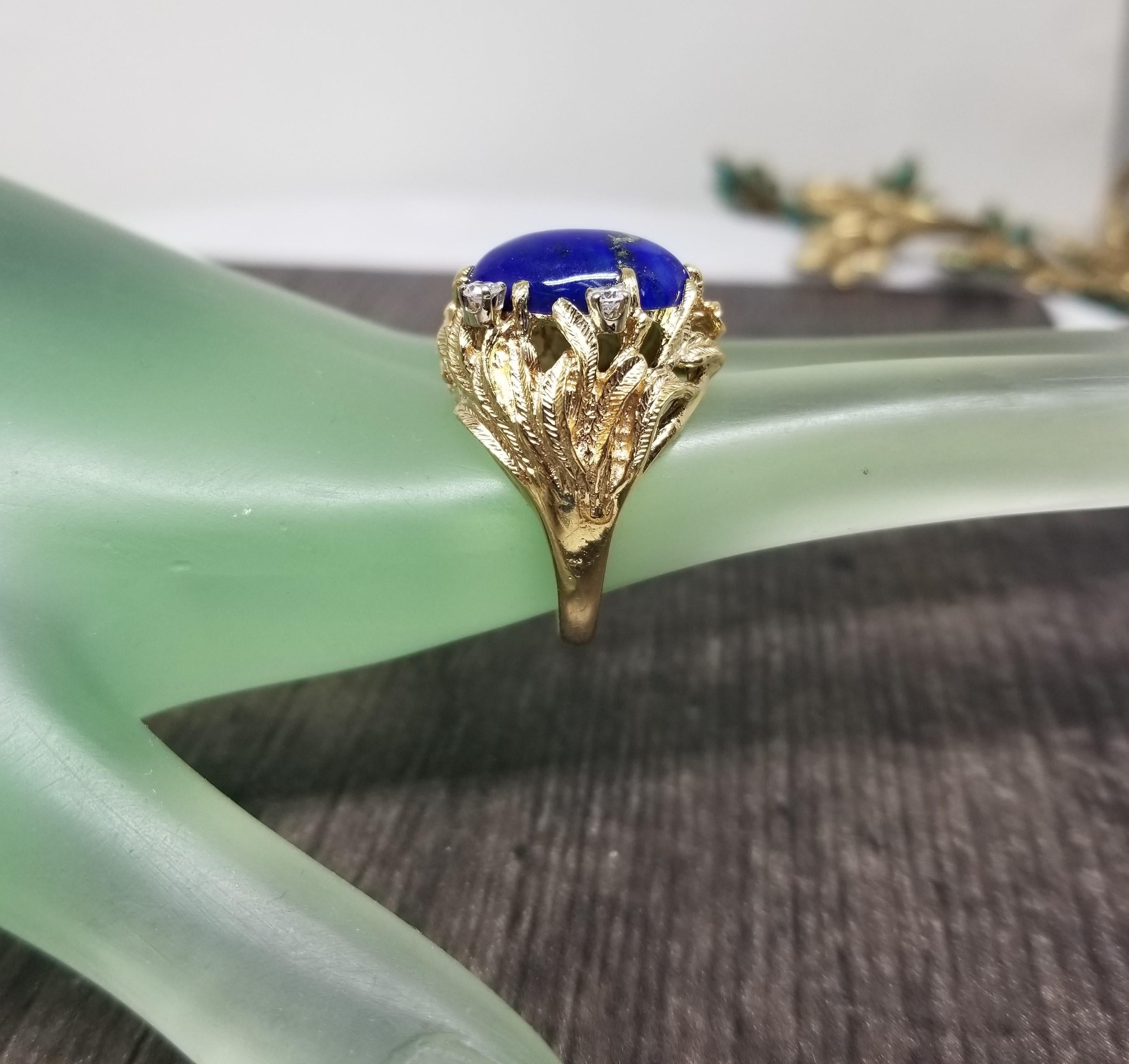 14 Karat Yellow Gold Lapis and Diamond Cocktail Ring For Sale 2