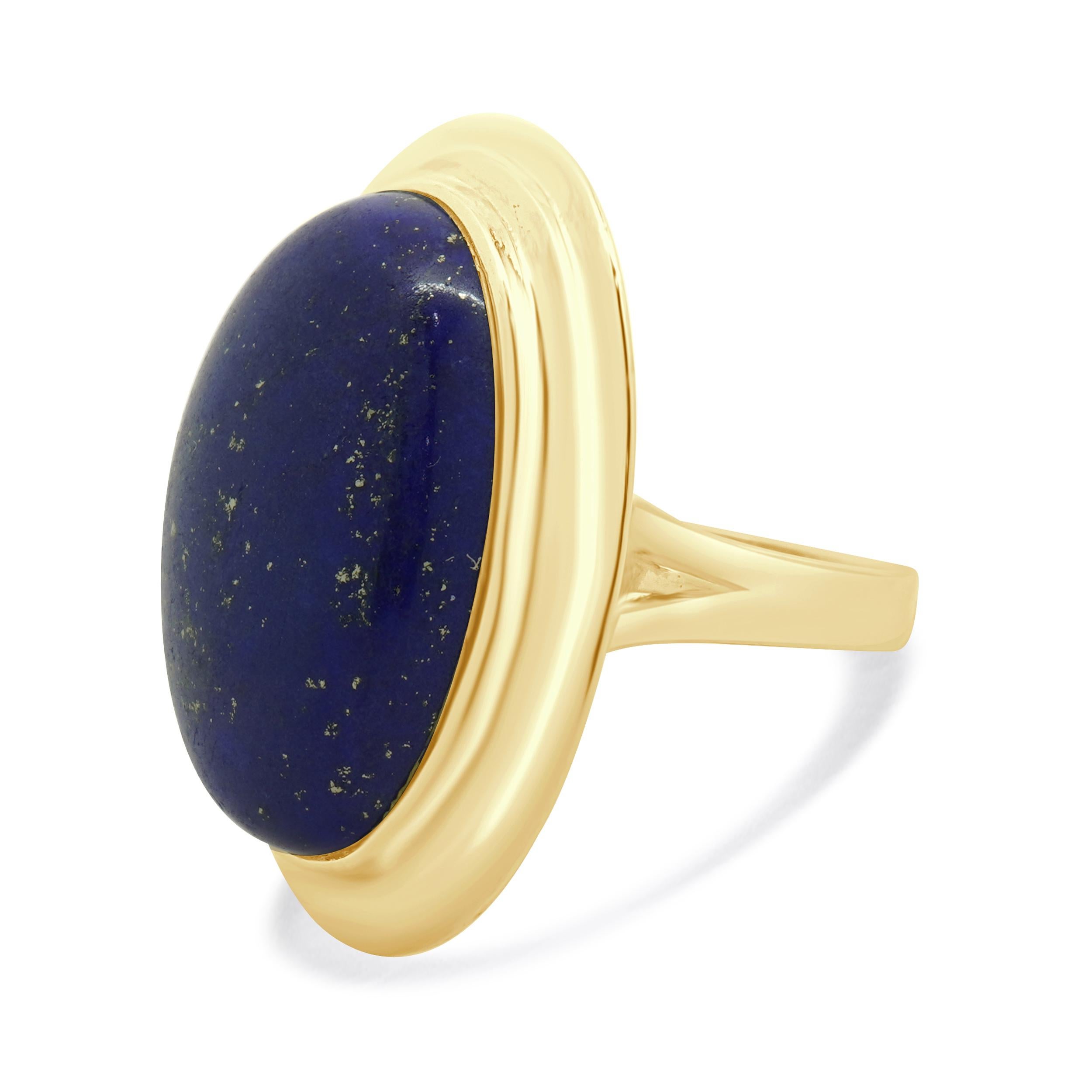 Designer: kundenspezifisch
MATERIAL: 14K Gelbgold
Lapis: 1 Cabochon-Schliff = 22,15ct
Größe: 7
Gewicht: 13.50 Gramm
