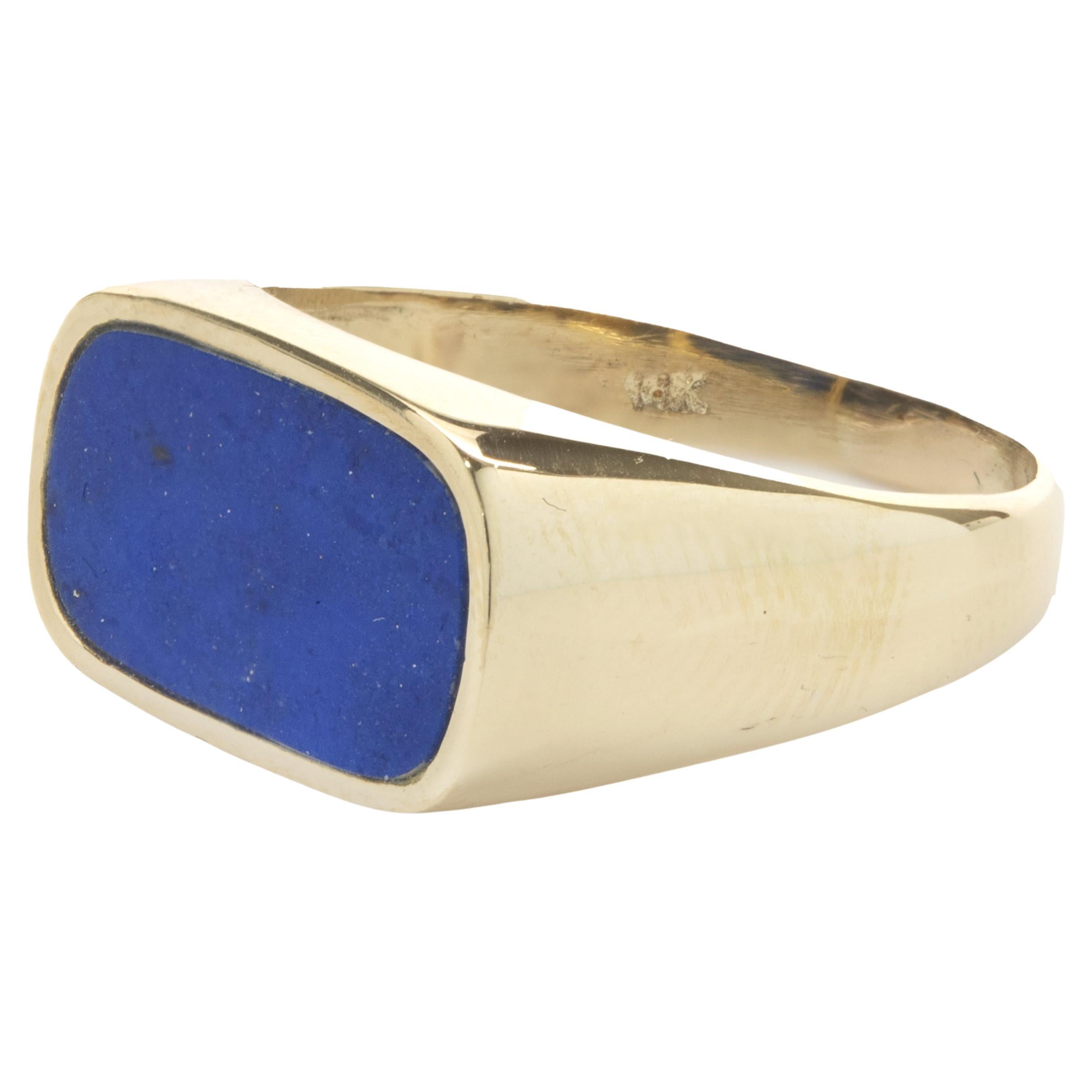 Bague sigillaire en or jaune 14 carats et lapis