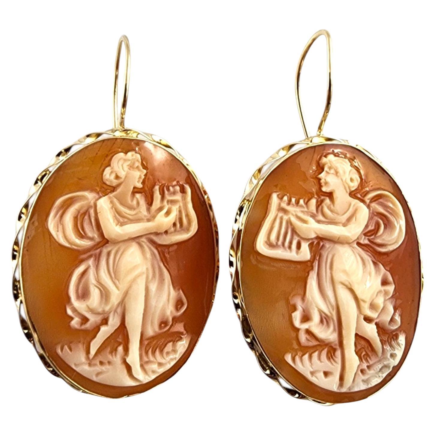 14 Karat Gelbgold Große Kamee-Ohrhänger #19794
