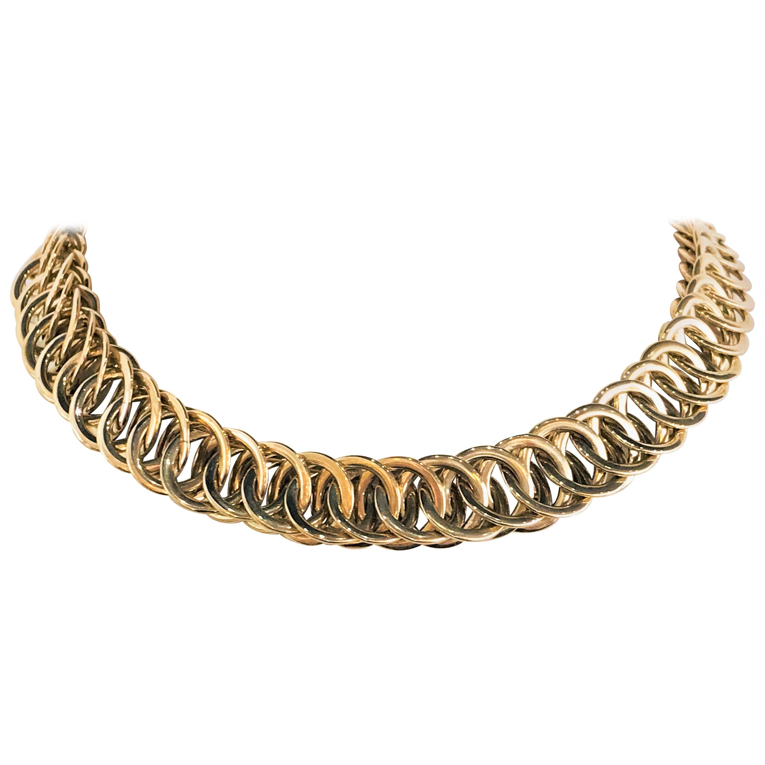 14 Karat Yellow Gold Large Circle Link Choker Necklace For Sale