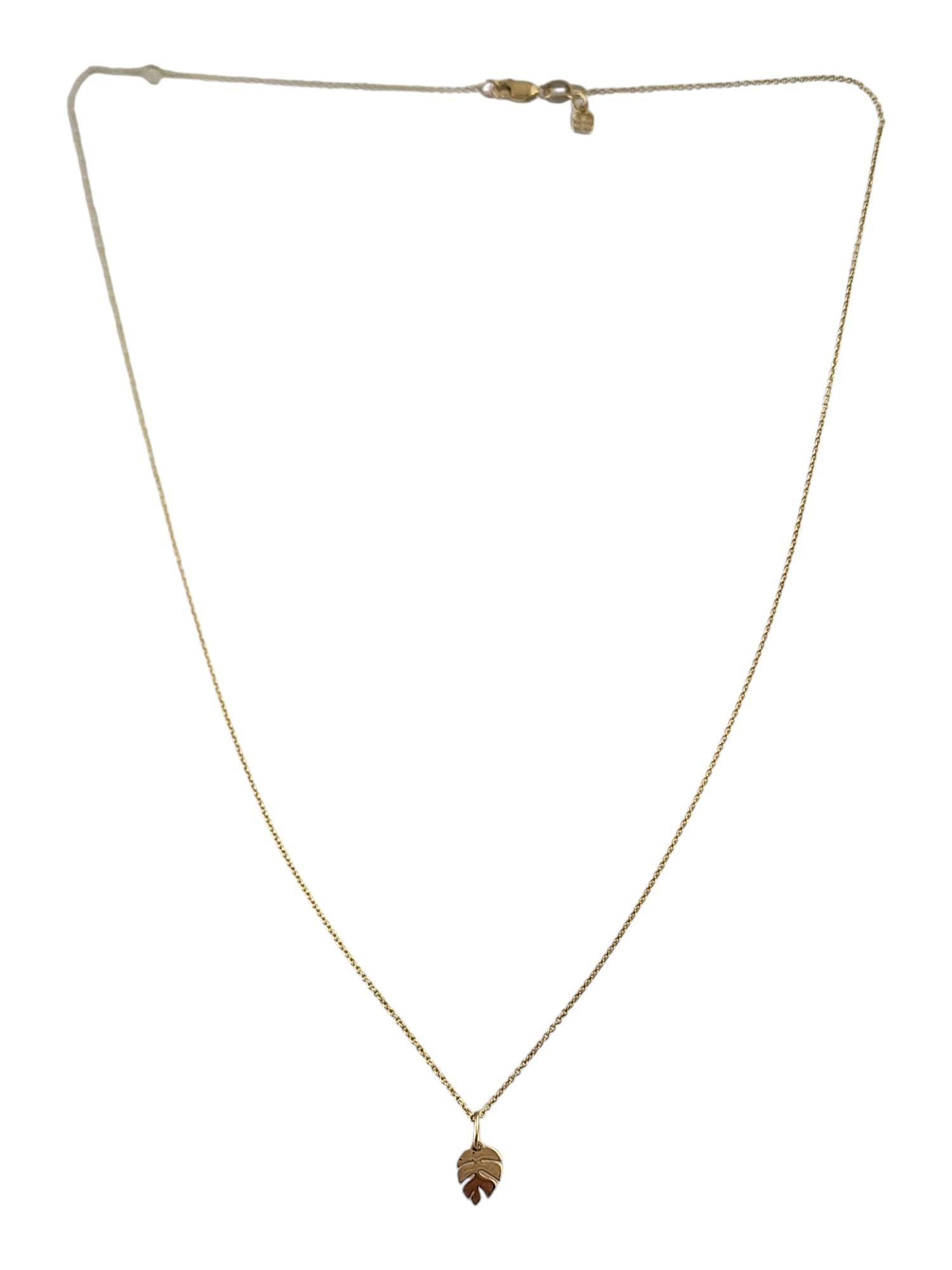 14 Karat Yellow Gold Leaf Pendant Necklace #18884 For Sale 2