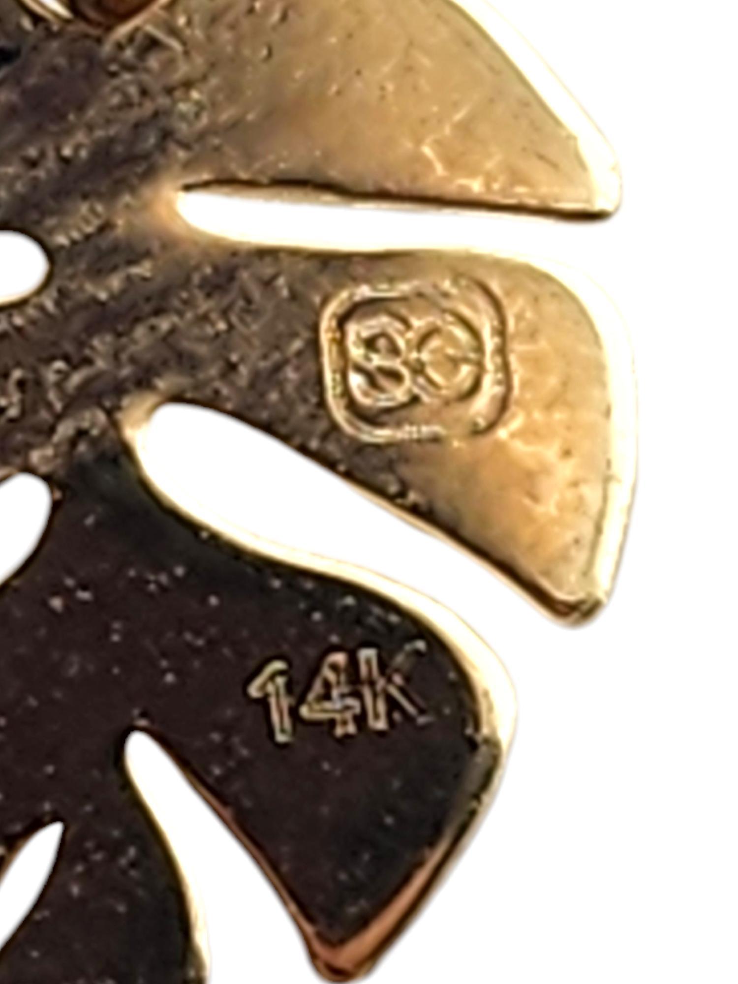14 Karat Yellow Gold Leaf Pendant Necklace #18884 For Sale 4