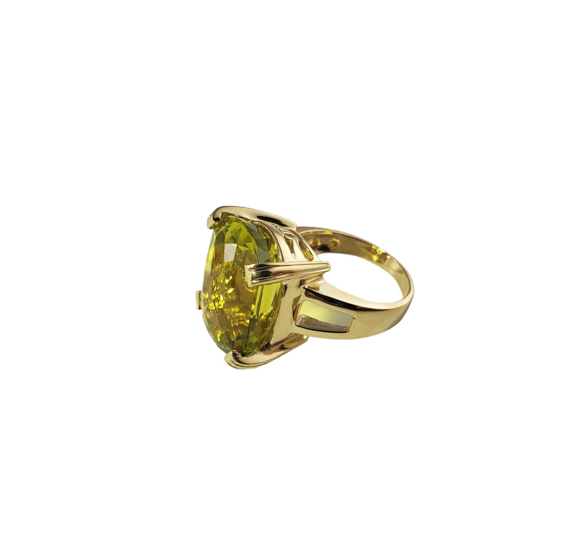 Oval Cut 14 Karat Yellow Gold Lemon Quartz Ring #14033 For Sale