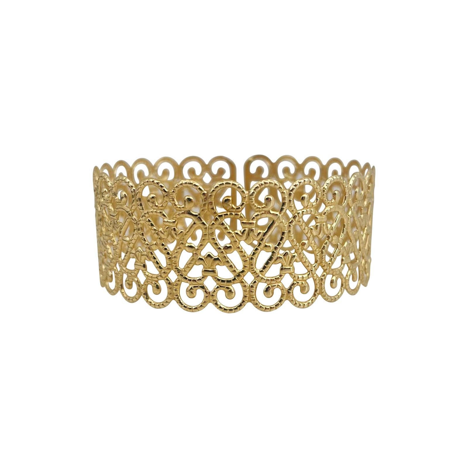 14 Karat Yellow Gold Light Flexible Lattice Design Cuff Bracelet In Good Condition In Guilford, CT