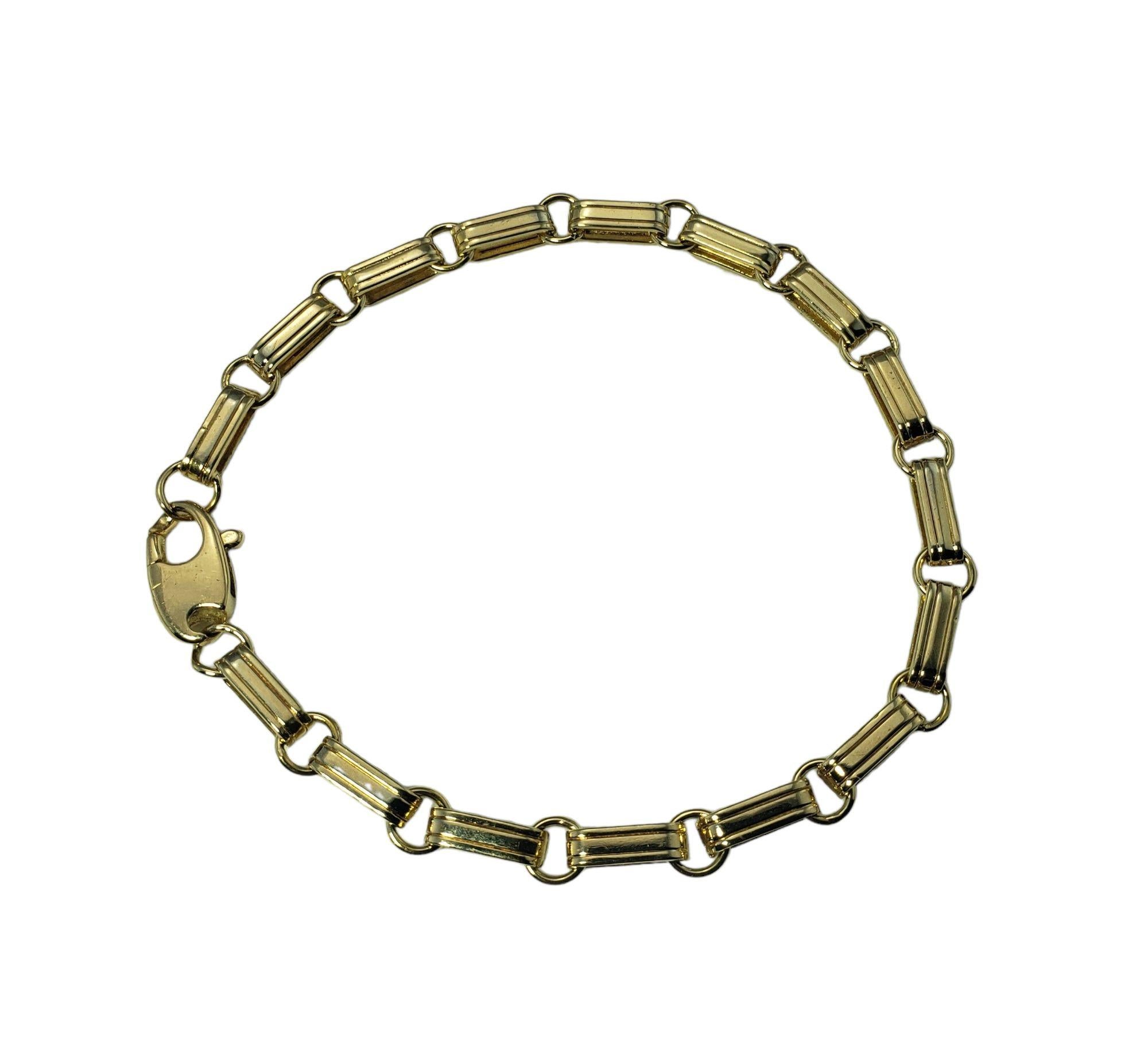 14 Karat Yellow Gold Link Bracelet For Sale 2