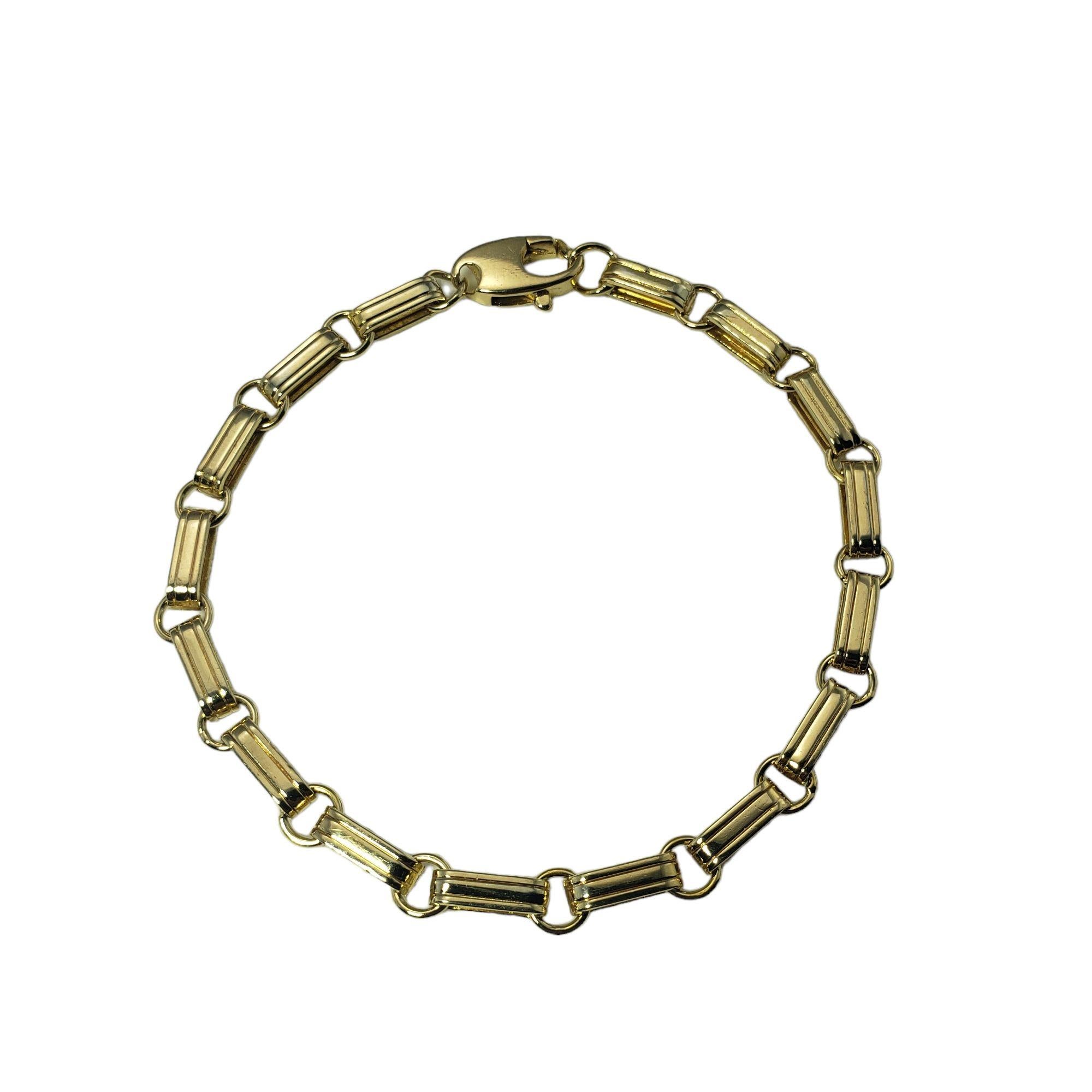 14 Karat Yellow Gold Link Bracelet For Sale 3