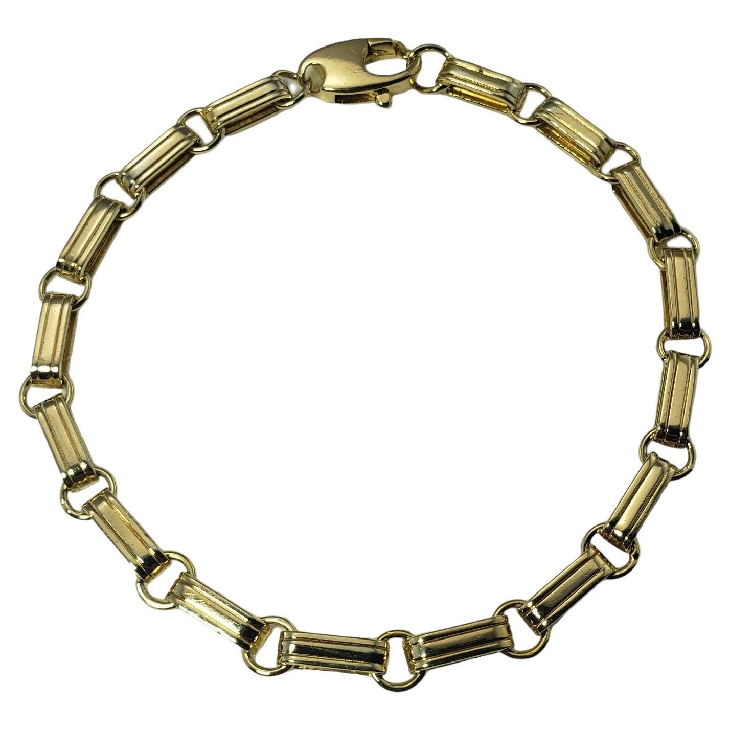 14 Karat Yellow Gold Link Bracelet For Sale
