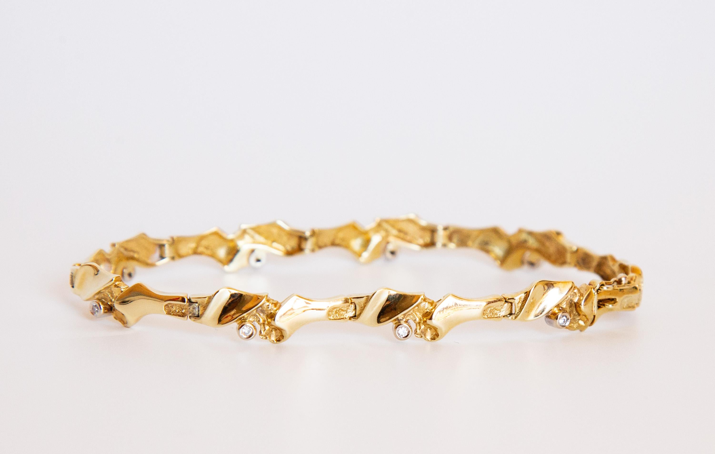 Pulsera de eslabones de oro amarillo de 14 quilates con diamantes en venta 5