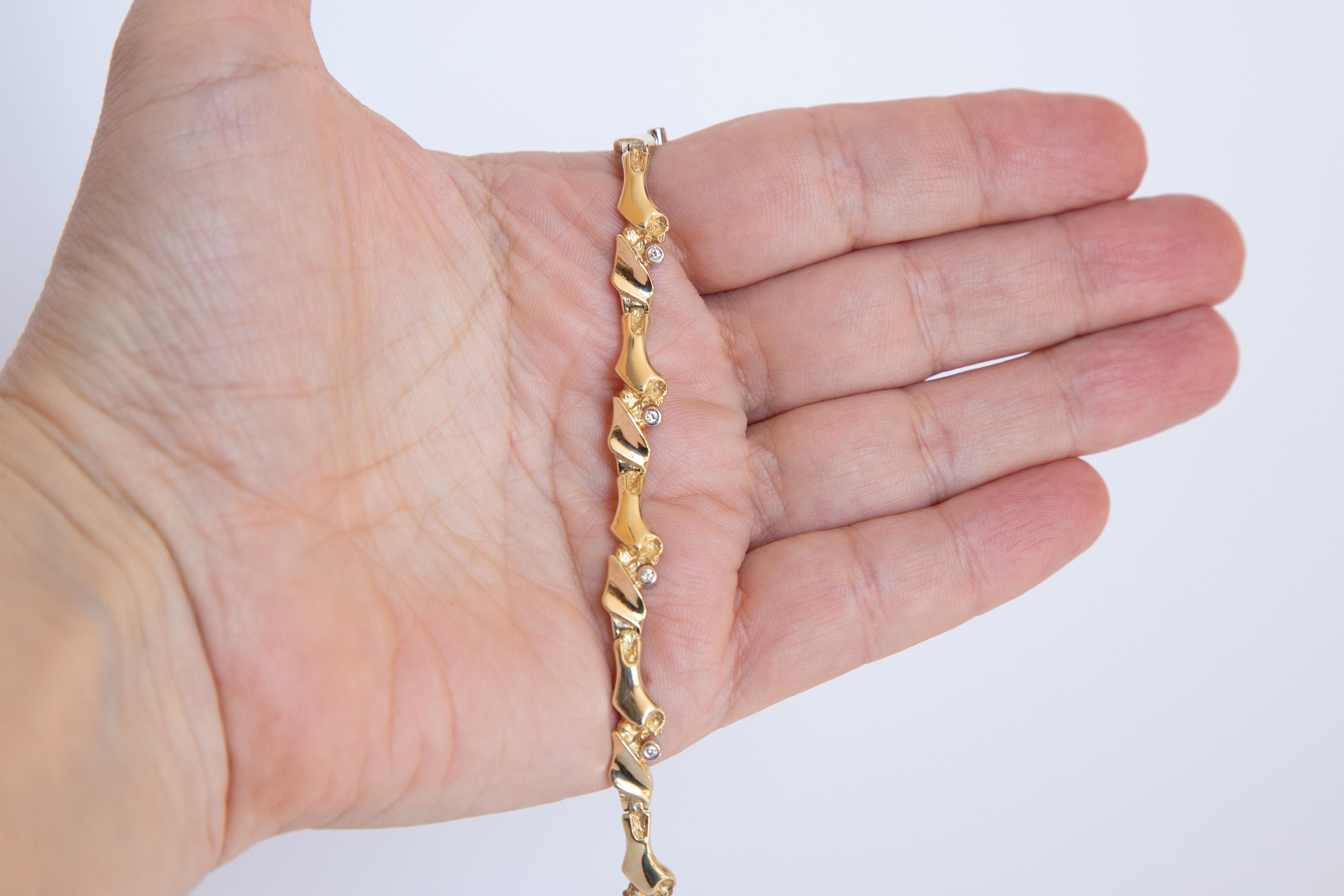 Pulsera de eslabones de oro amarillo de 14 quilates con diamantes en venta 6