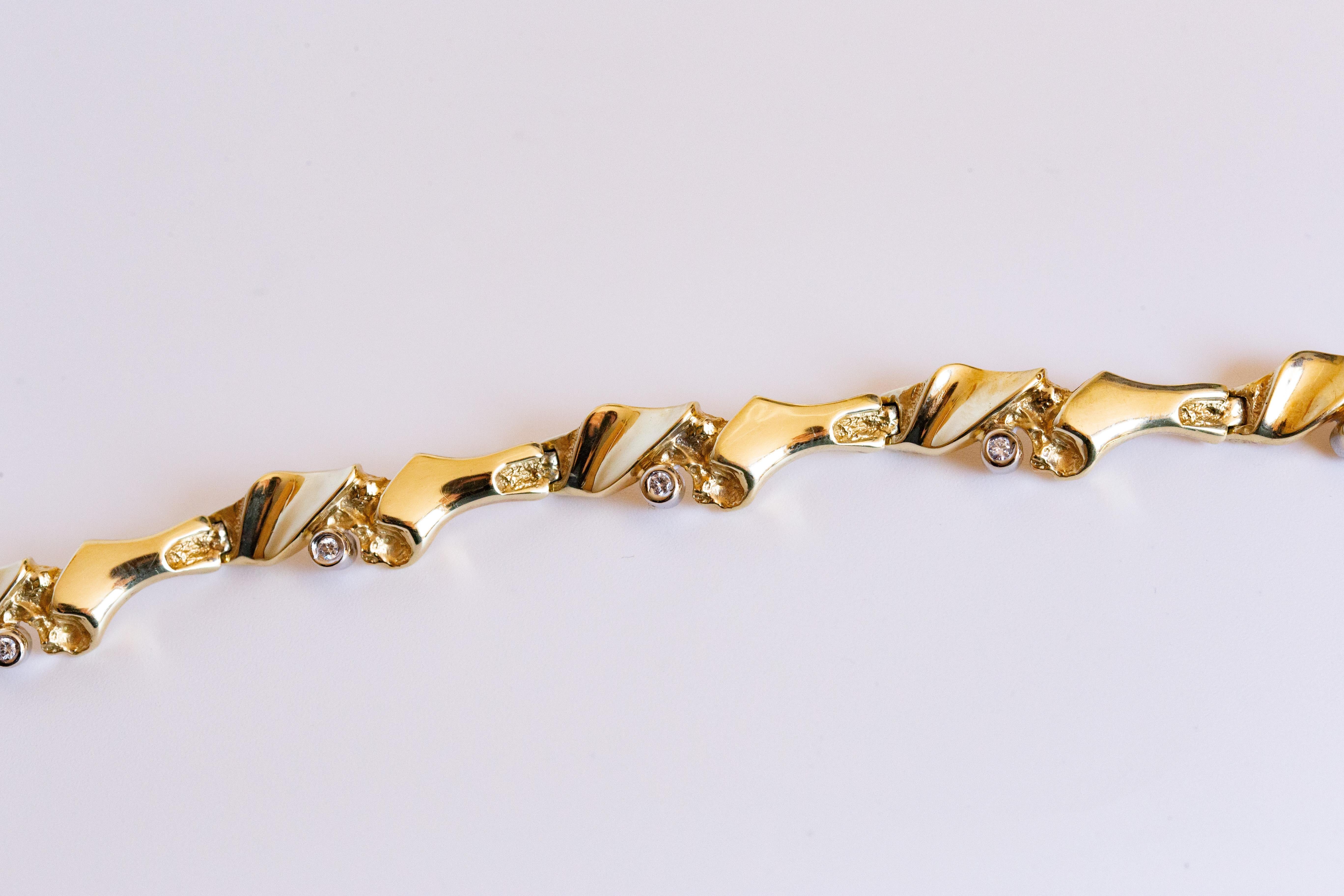 Pulsera de eslabones de oro amarillo de 14 quilates con diamantes en venta 2