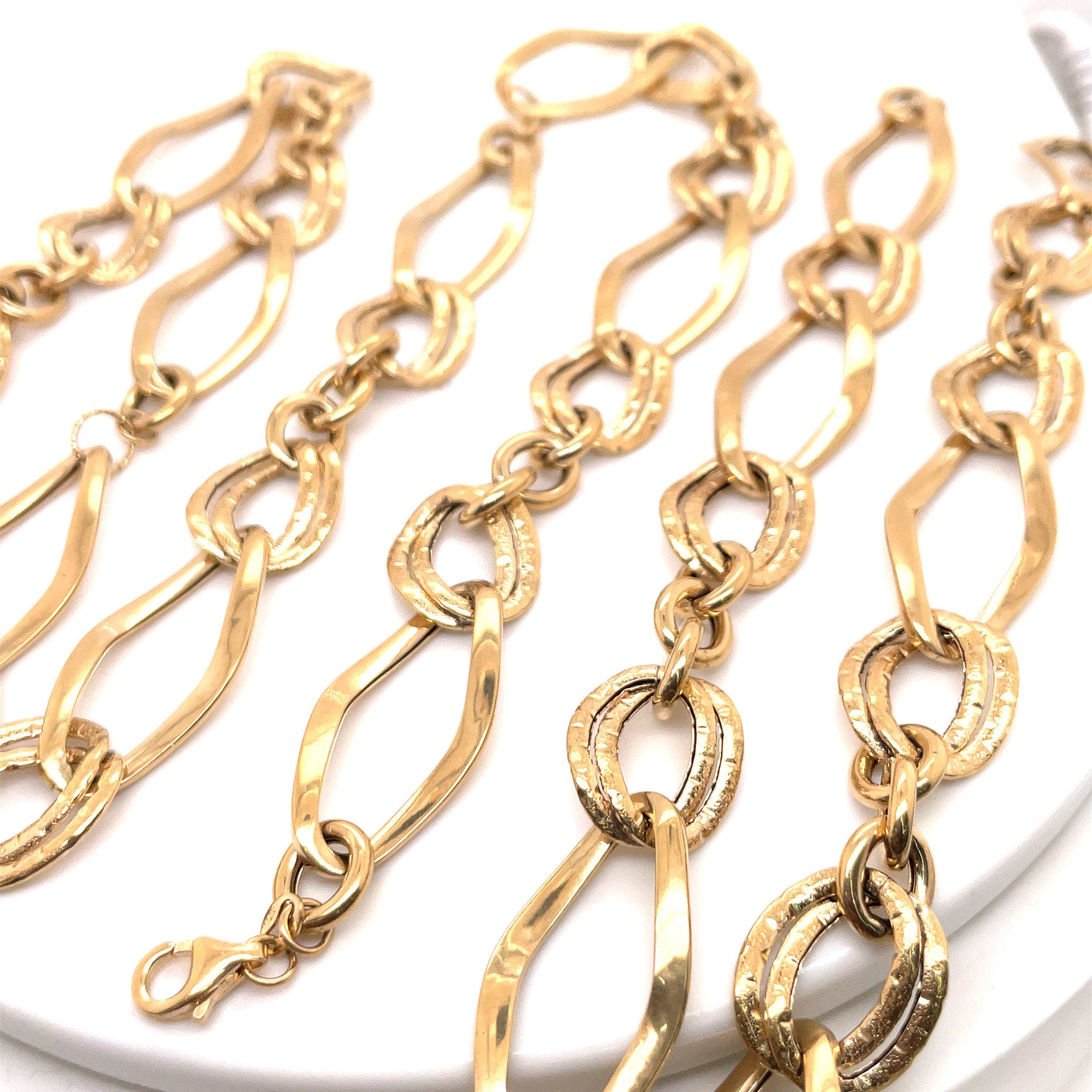 14 Karat Yellow Gold Link Necklace & Double Bracelets 30.2 Grams For Sale 1