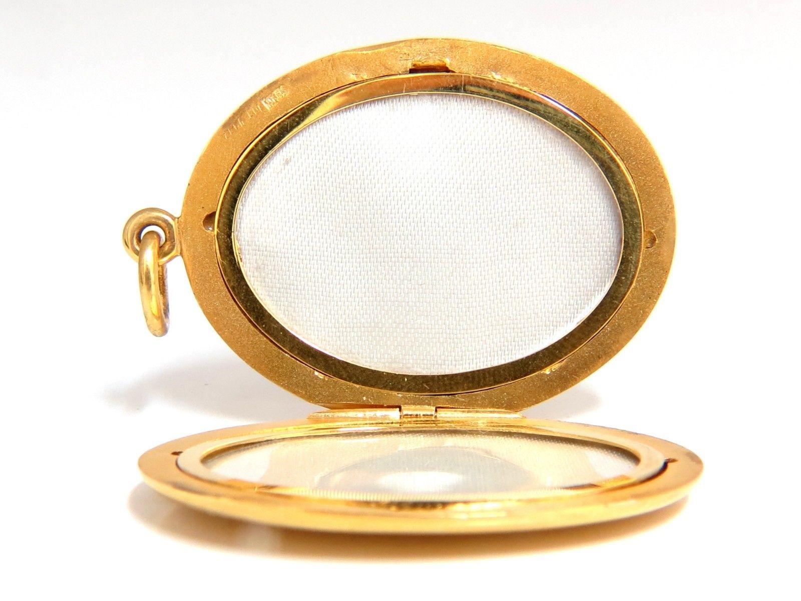 14 Karat Yellow Gold Locket  In New Condition In New York, NY