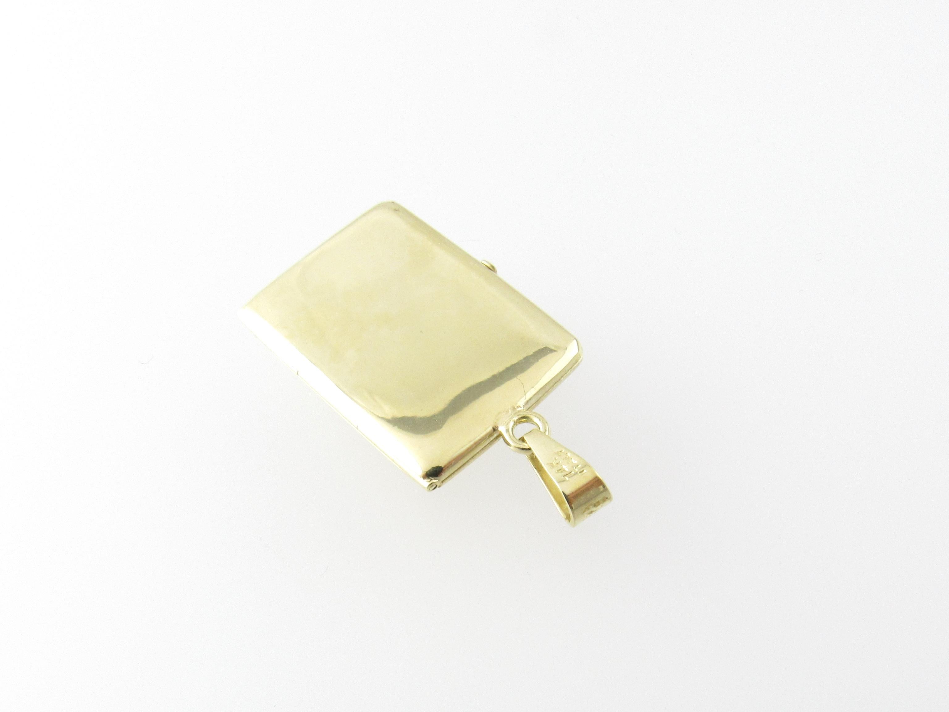 14 Karat Yellow Gold Locket Pendant 2