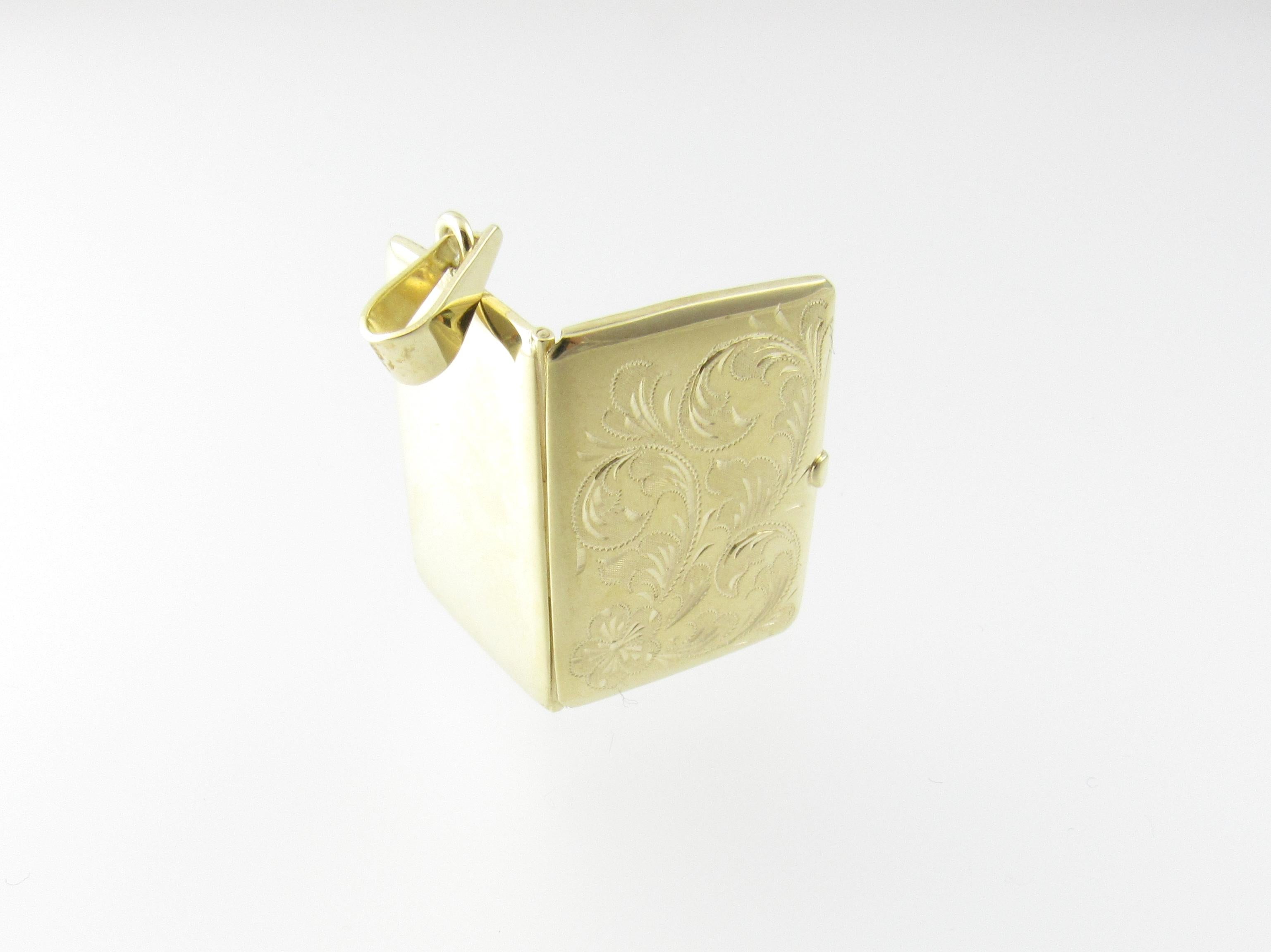 14 Karat Yellow Gold Locket Pendant 5