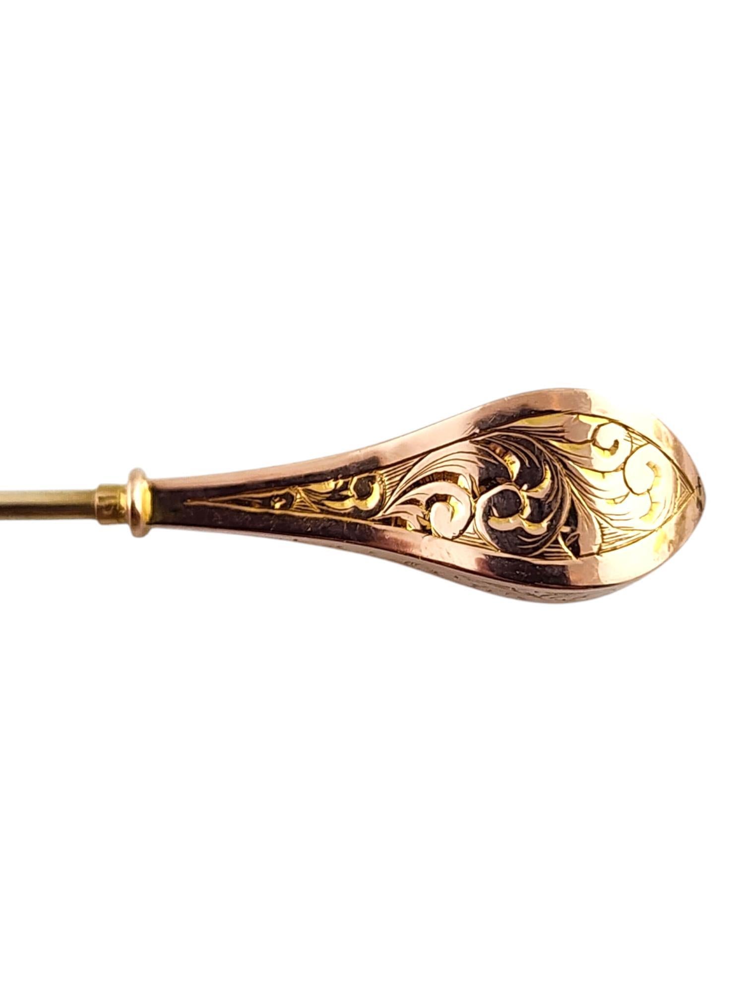 Spilla a cappello lunga in oro giallo 14 carati

Questa splendida spilla è stata meticolosamente realizzata in oro giallo 14K con dettagli e design bellissimi!

Lunghezza: 8