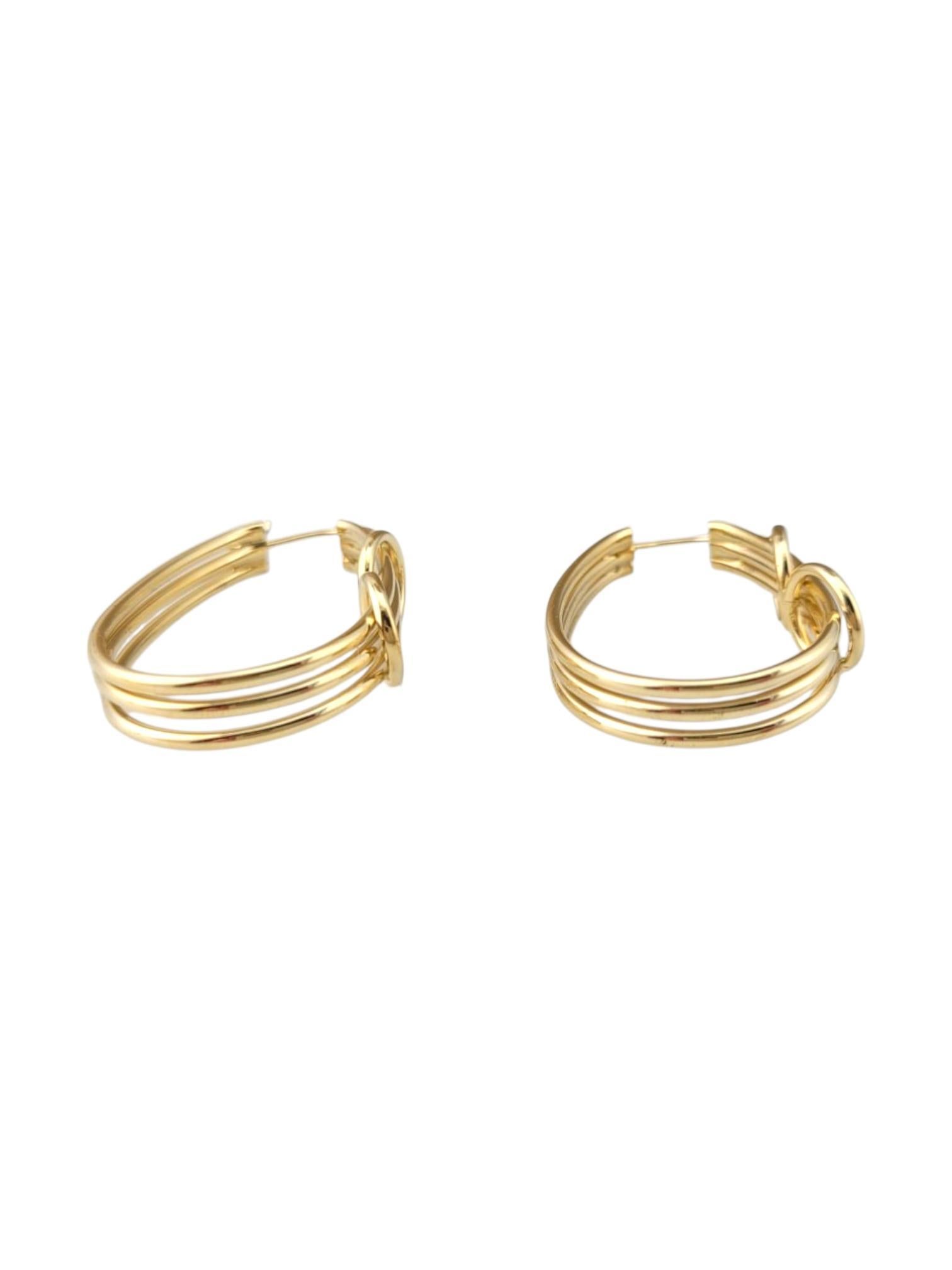 14 Karat Yellow Gold Long Oval Triple Hoop Earrings #21860 in vendita 3