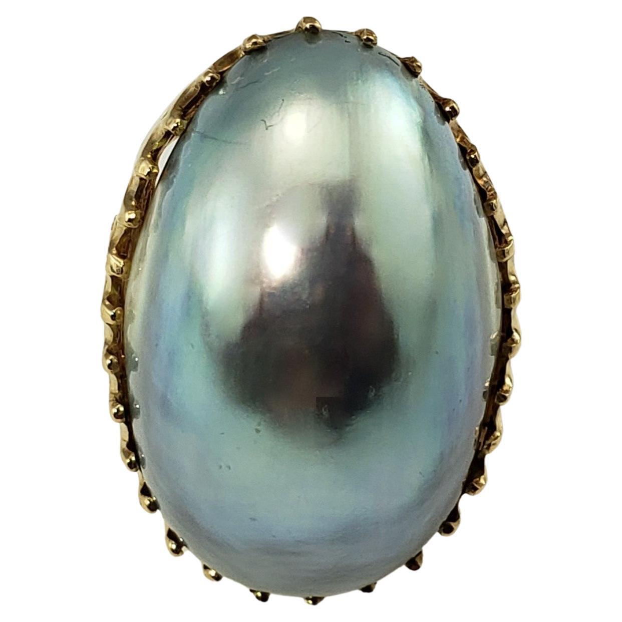 14 Karat Yellow Gold Mabe Grey Pearl Ring For Sale