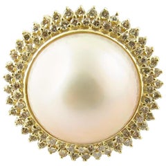 14 Karat Yellow Gold Mabe Pearl and Diamond Ring