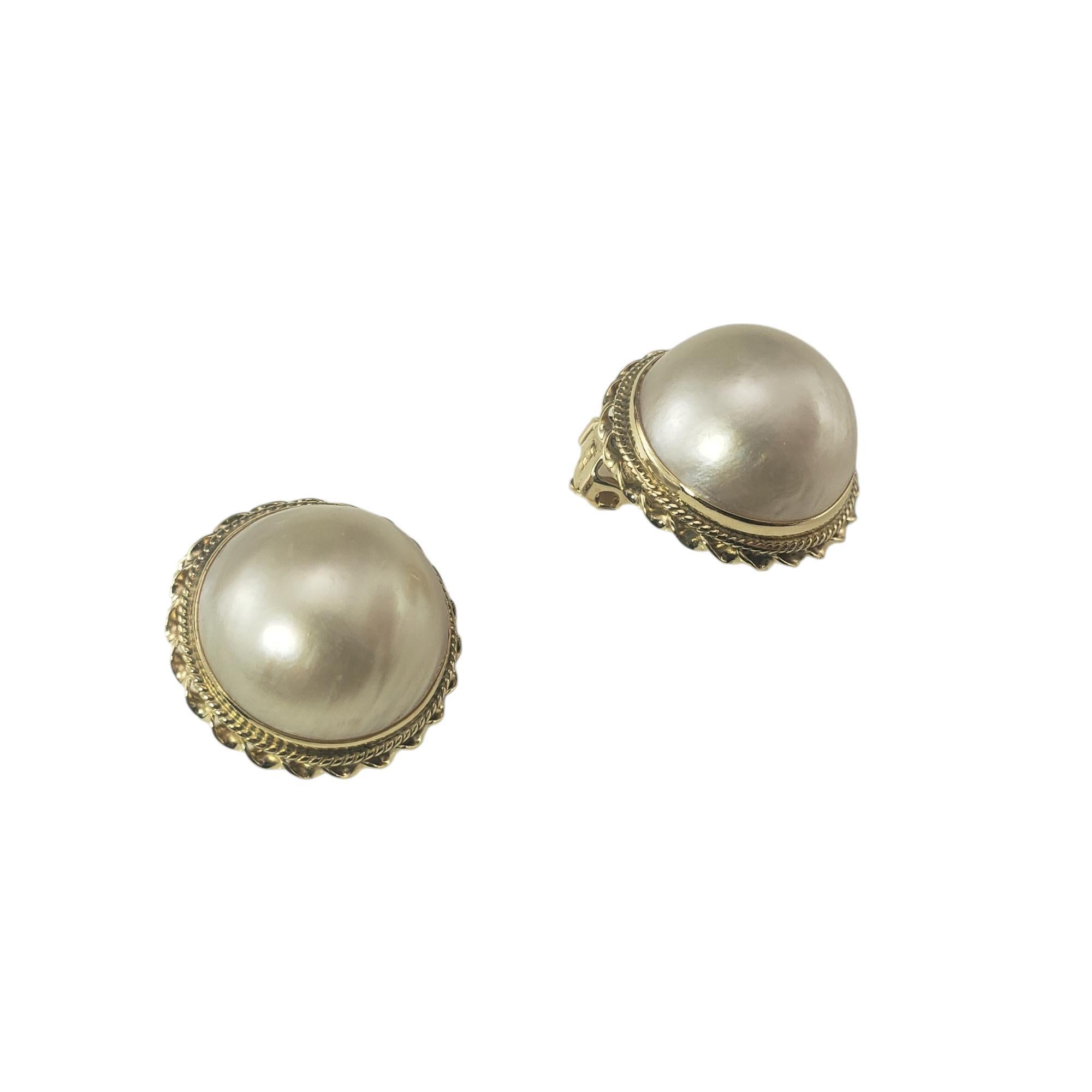 Round Cut 14 Karat Yellow Gold Mabe Pearl Clip On Earrings #19661 For Sale