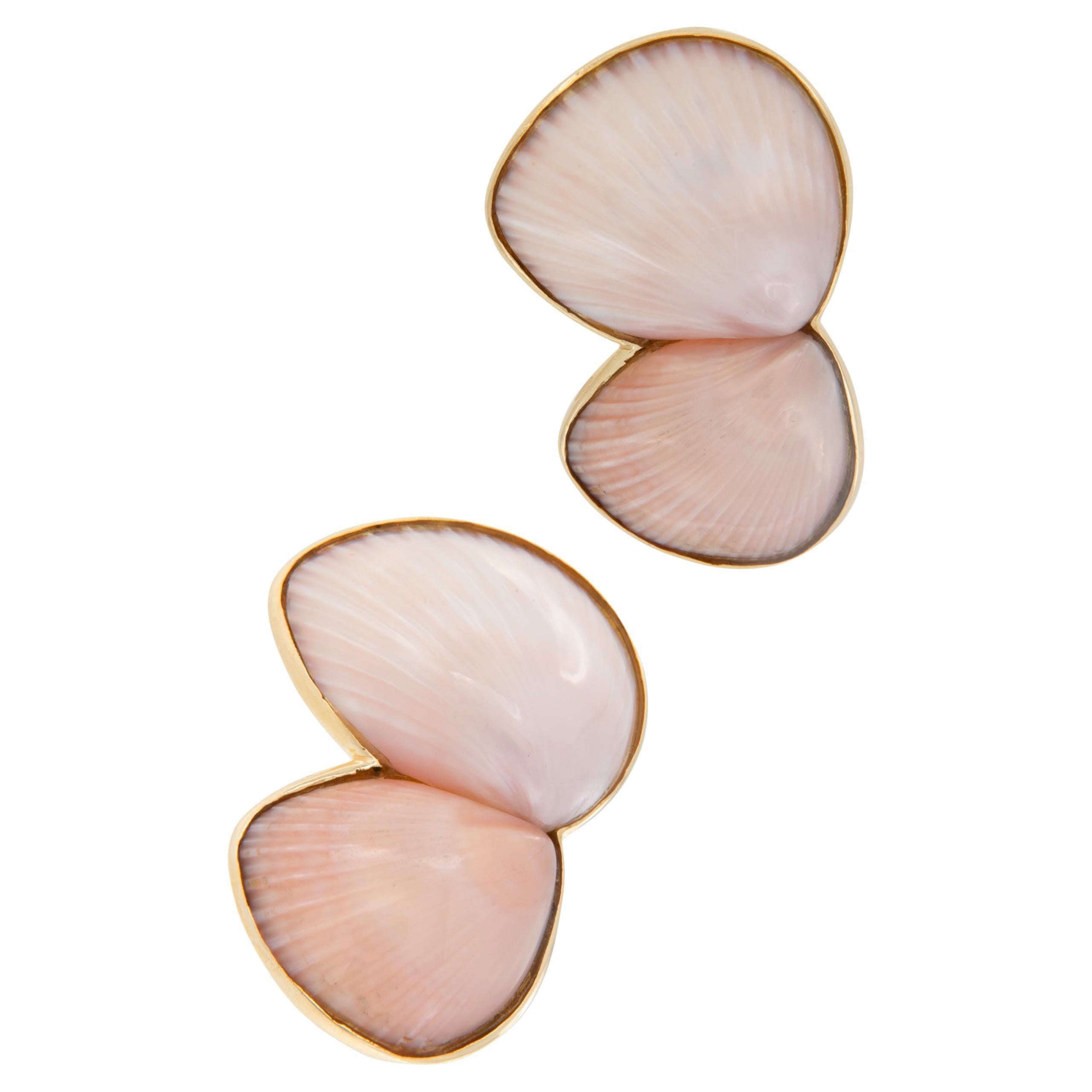 14 Karat Gelbgold Marguerite Stix Doppelmuschel-Ohrringe im Angebot