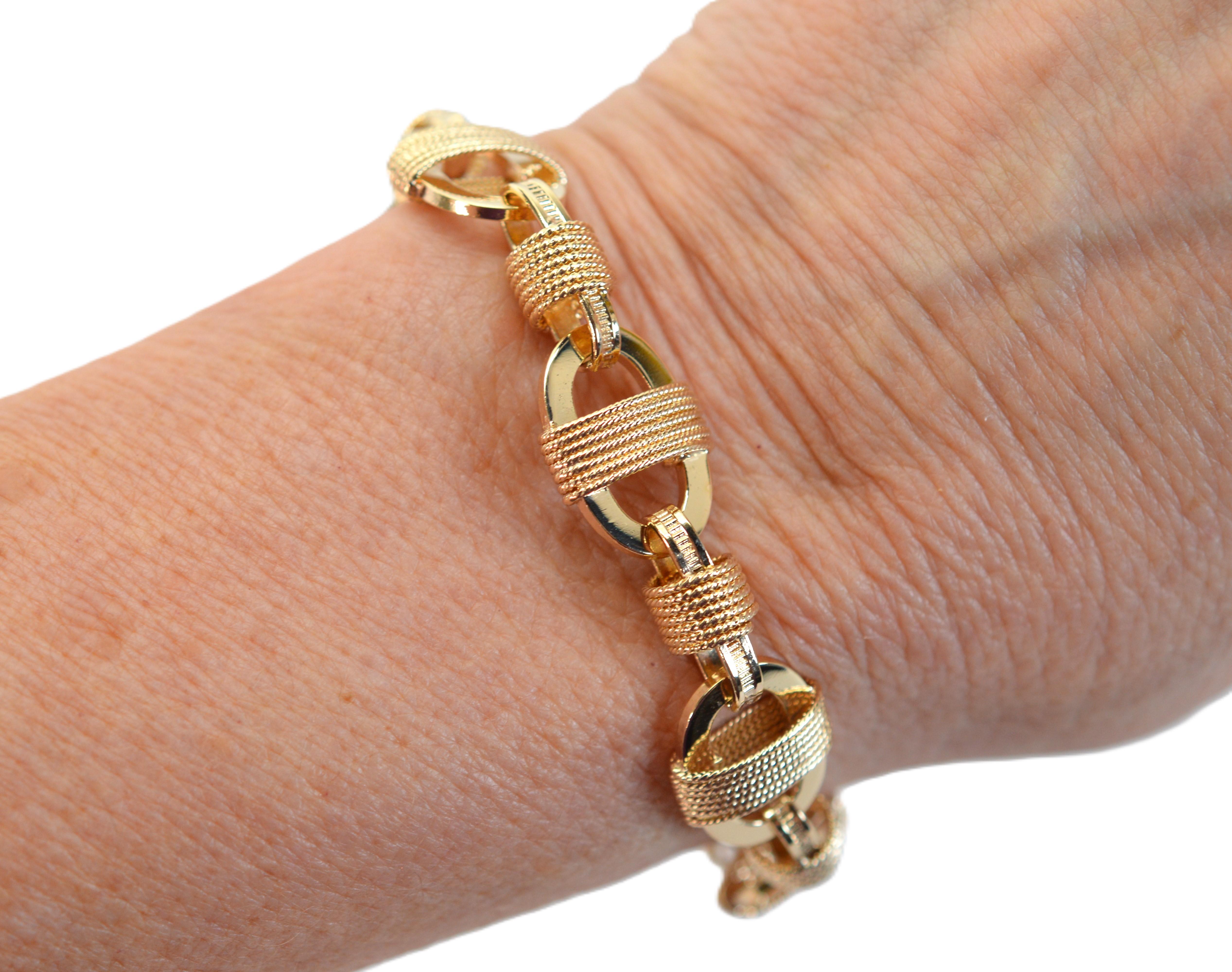 Pulsera de eslabones ovalados estilo marino de oro amarillo de 14 quilates en venta 7
