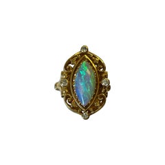 Anello in oro giallo 14 carati con opale e diamanti a forma di marquise, design vintage