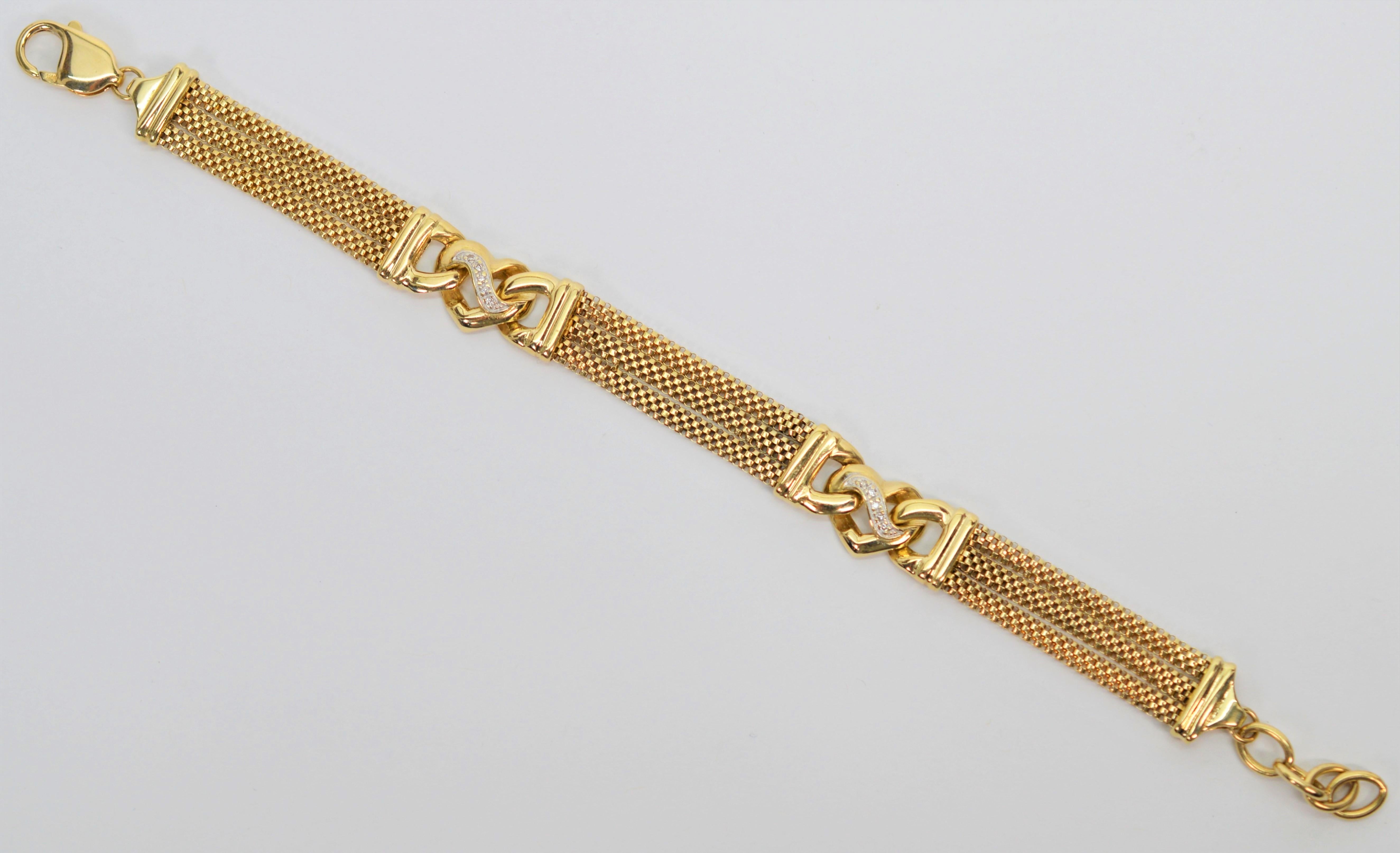 14 Karat Yellow Gold Mesh Chain Bracelet with Heart Station Diamond Accents For Sale 4