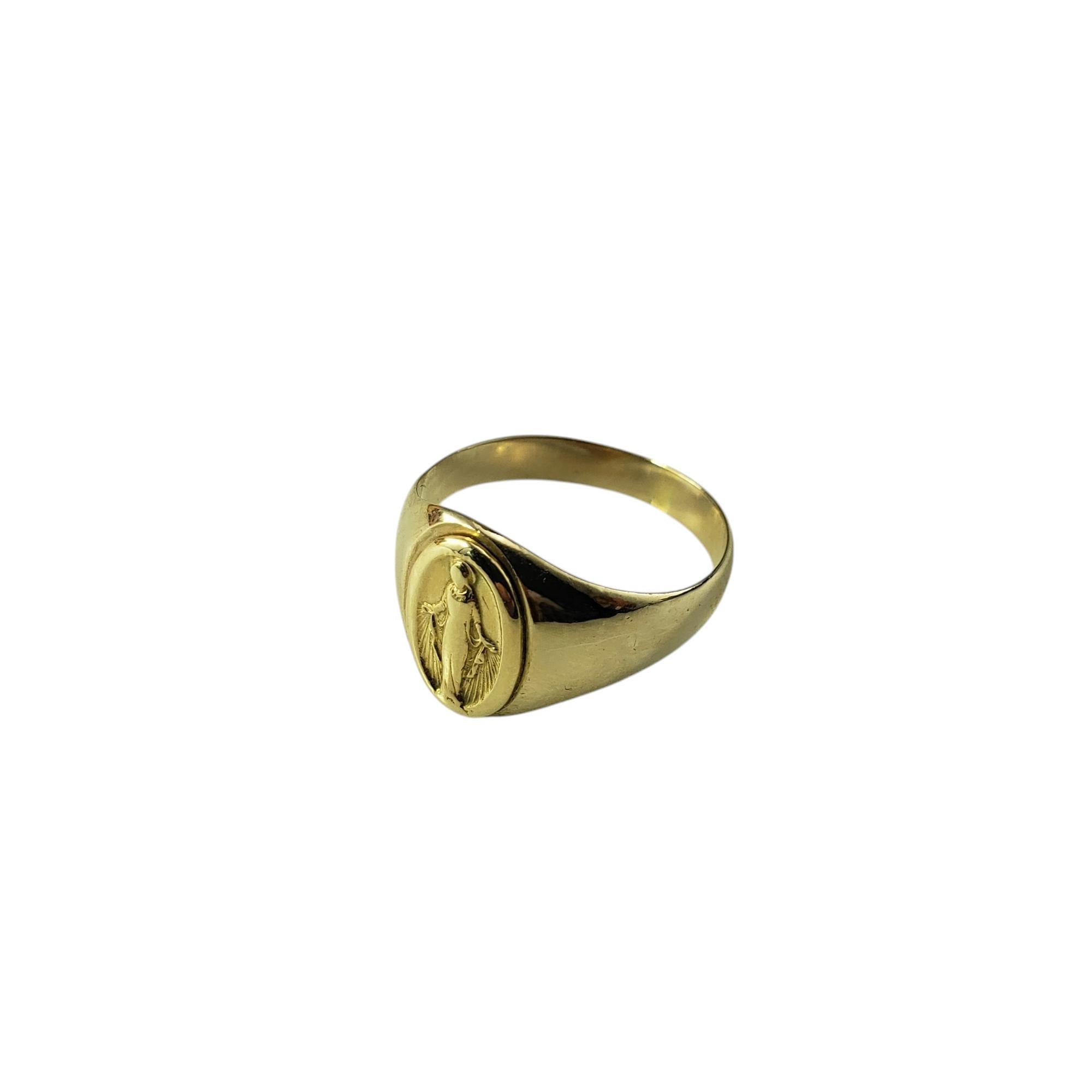 14 Karat Yellow Gold Miraculous Medal Virgin Mary Signet Ring Size 9 #20576 In Good Condition In Washington Depot, CT
