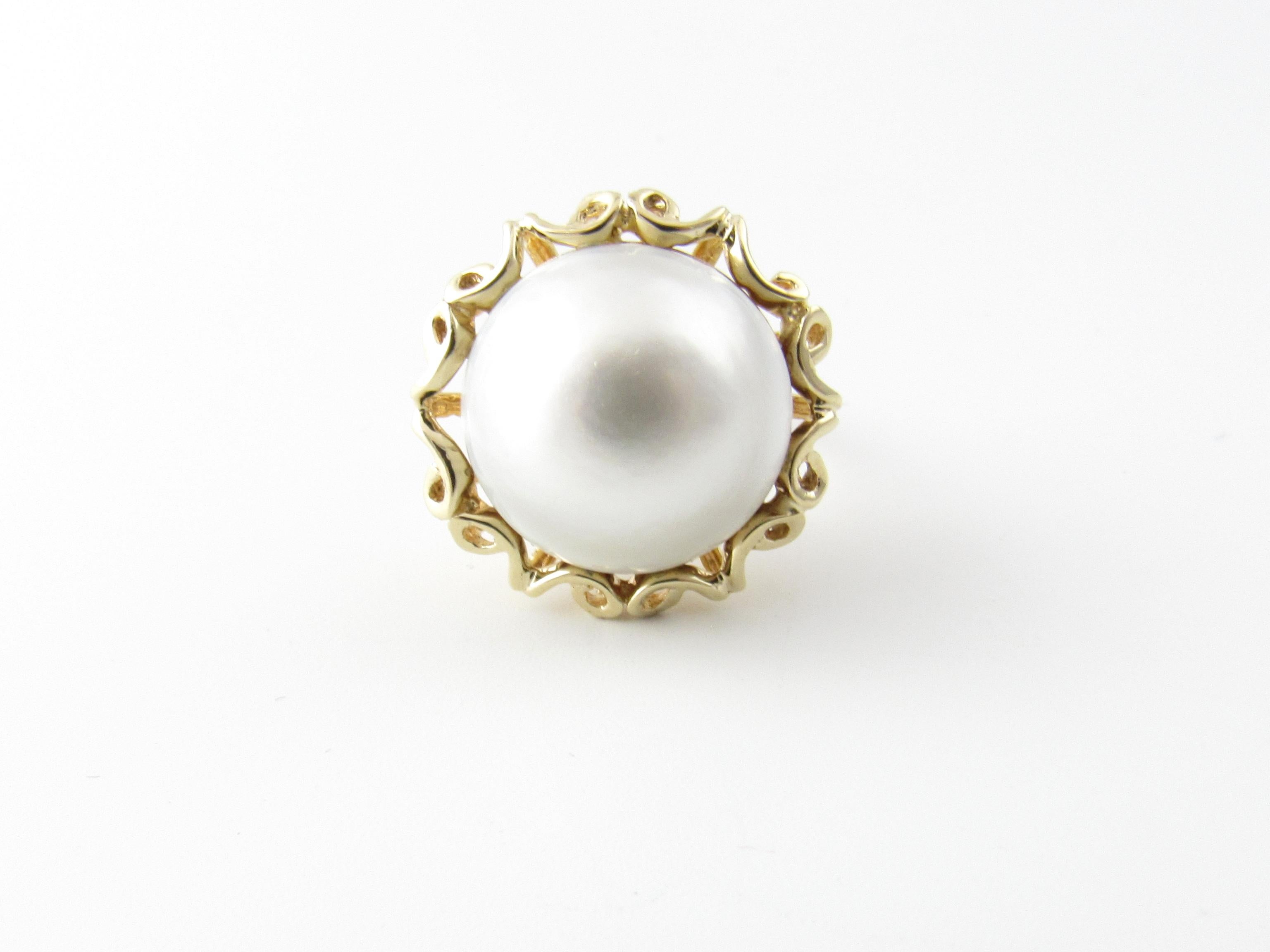 14 Karat Yellow Gold Mobe Pearl Ring For Sale 2