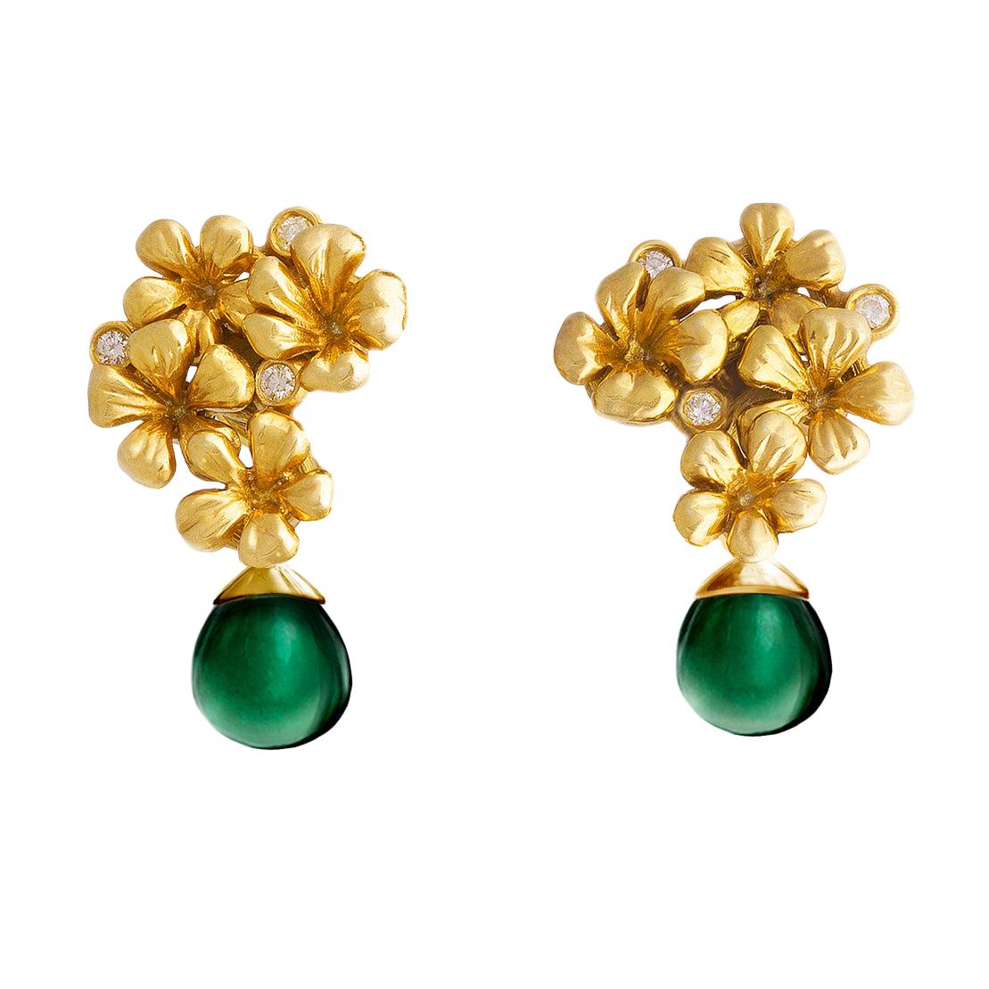 Yellow Gold Modern Clip-On Earrings with Round Diamonds and Chalcedonies