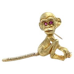Vintage 14 Karat Yellow Gold Monkey Lapel Brooch Pin