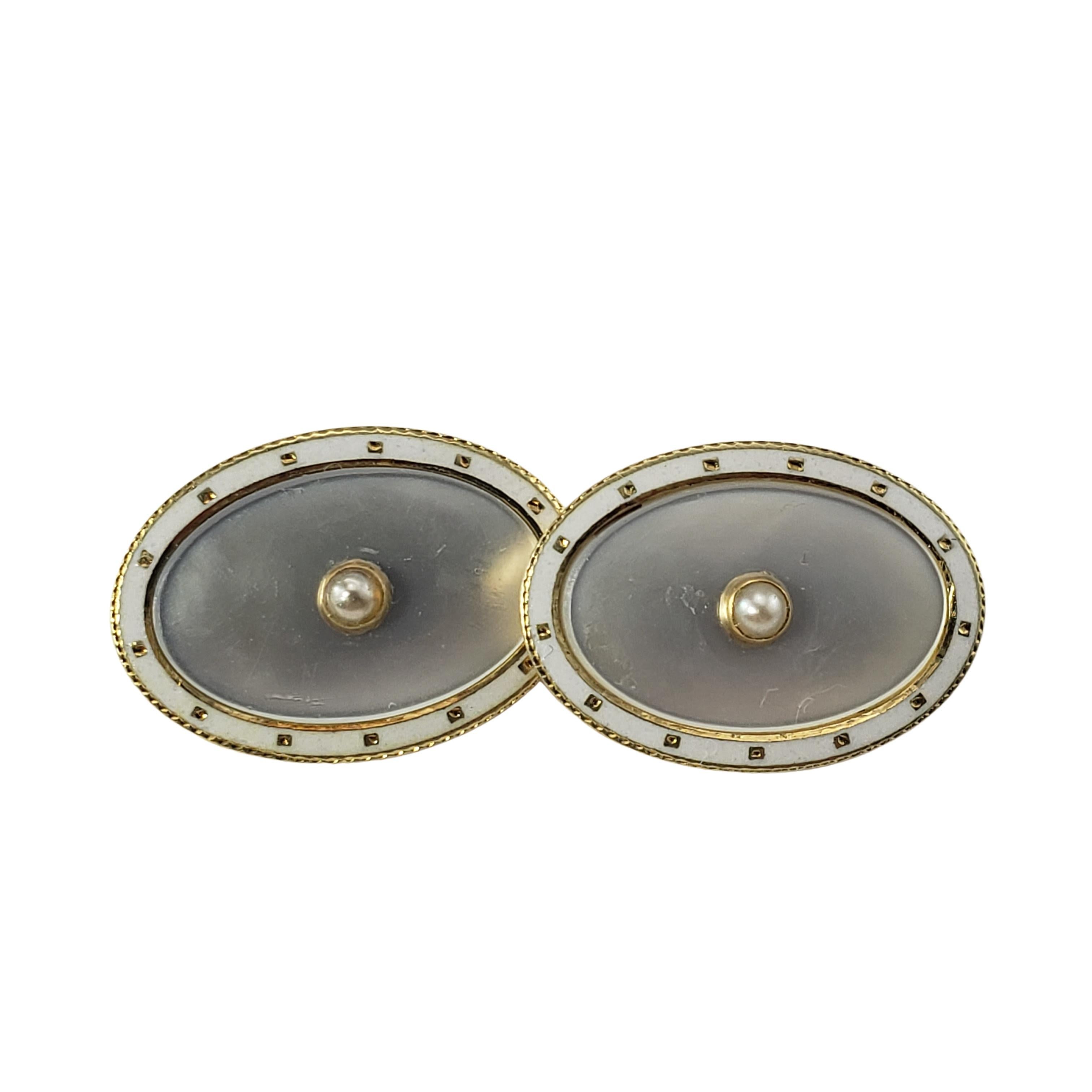 Gemelos de madreperla y perla de oro amarillo de 14 quilates en Bueno estado para la venta en Washington Depot, CT