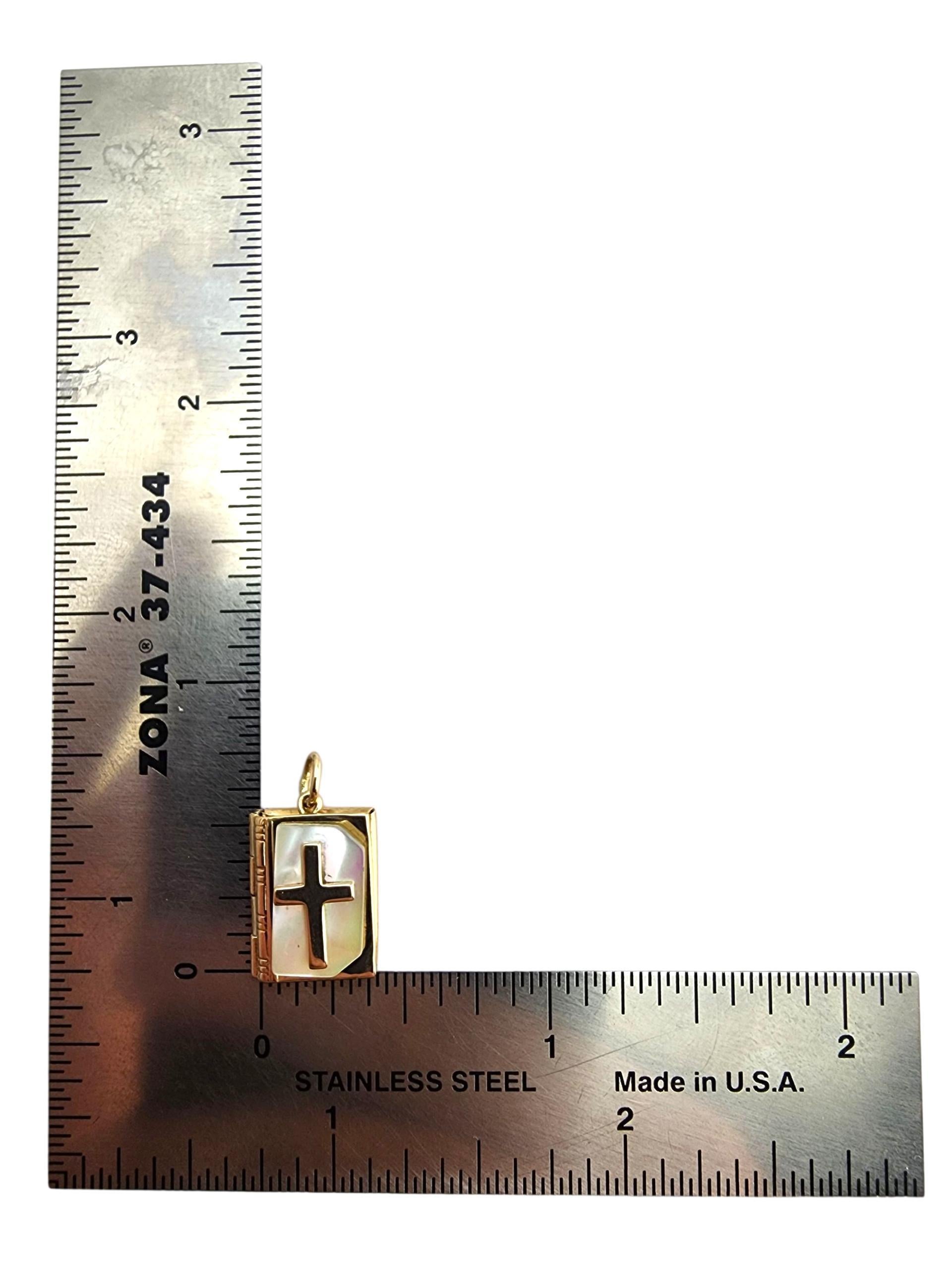 Charm biblico in oro giallo 14 carati con madreperla e preghiera del Signore #23926 in vendita 6