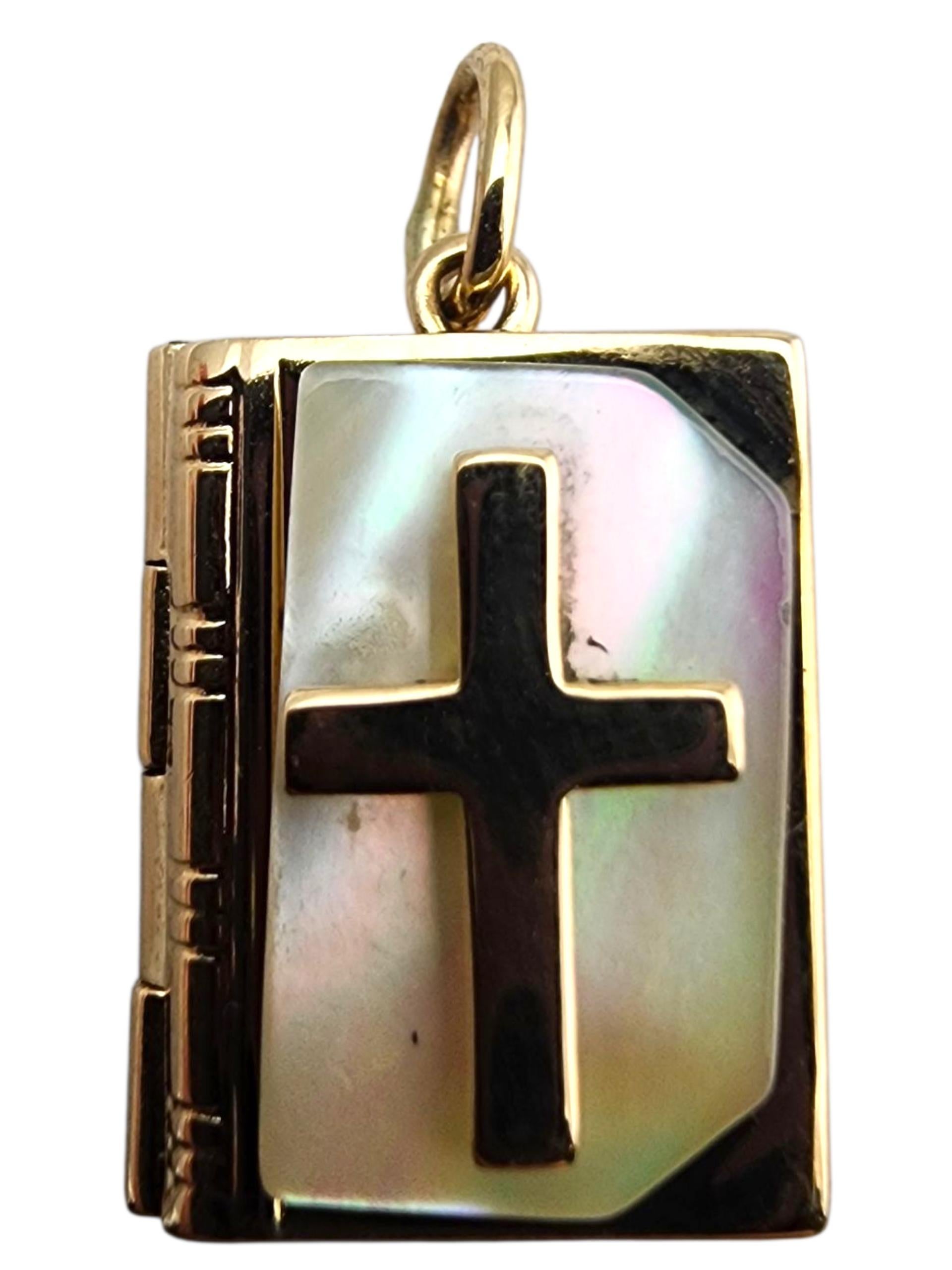 Charm biblico in oro giallo 14 carati con madreperla e preghiera del Signore #23926 in vendita 7
