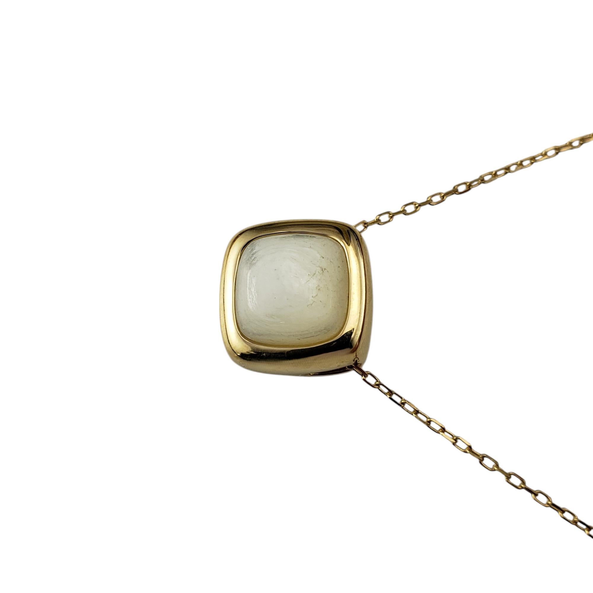 Cushion Cut 14 Karat Yellow Gold Mother of Pearl Pendant Necklace #20648 For Sale
