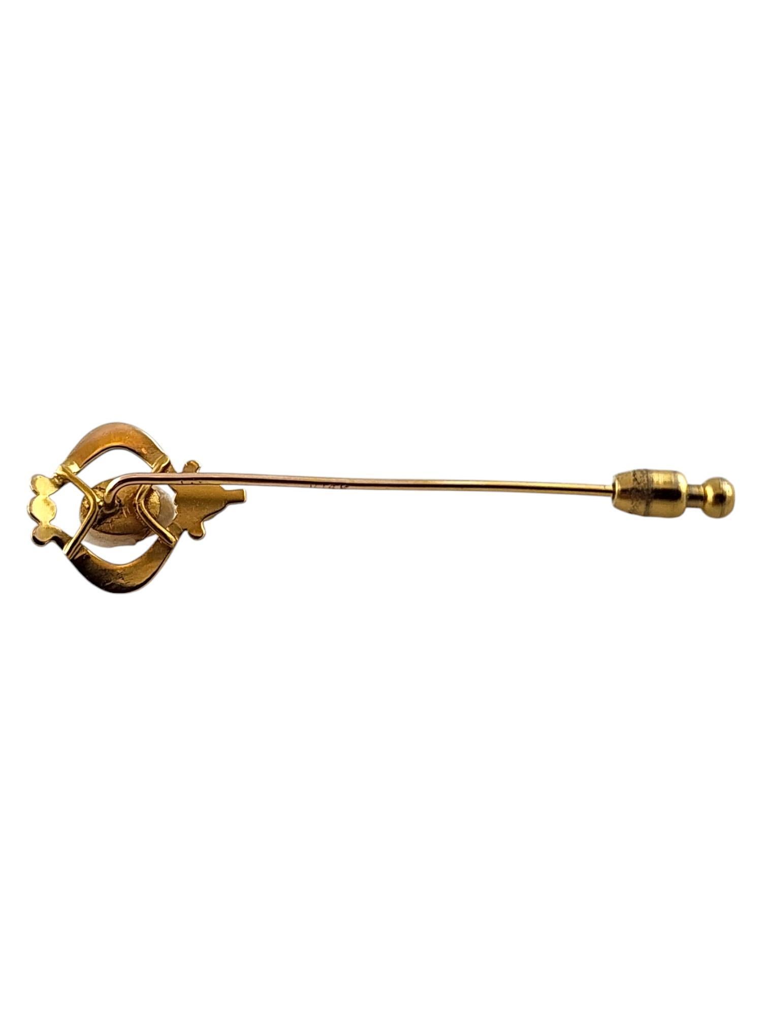 14 Karat Yellow Gold Mother of Pearl & Red Faceted Stone Pin #19808 For Sale 1