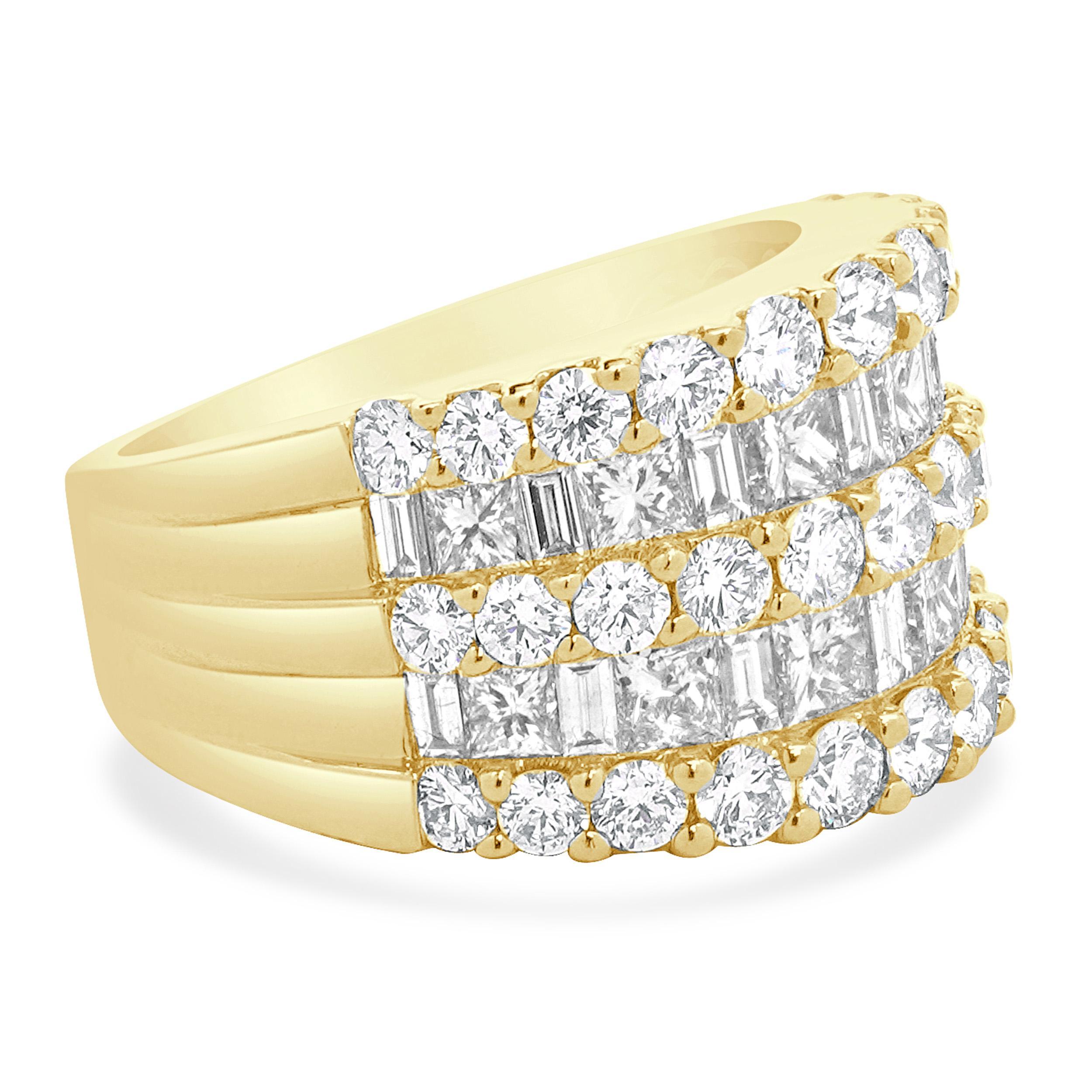 14 Karat Yellow Gold Multi Cut Five Row Diamond Cigar Band In Excellent Condition For Sale In Scottsdale, AZ