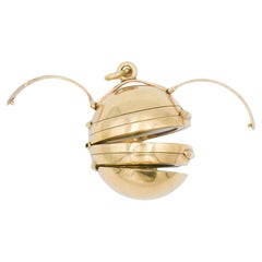 14 Karat Yellow Gold Multi-Photo Locket Globe Pendant