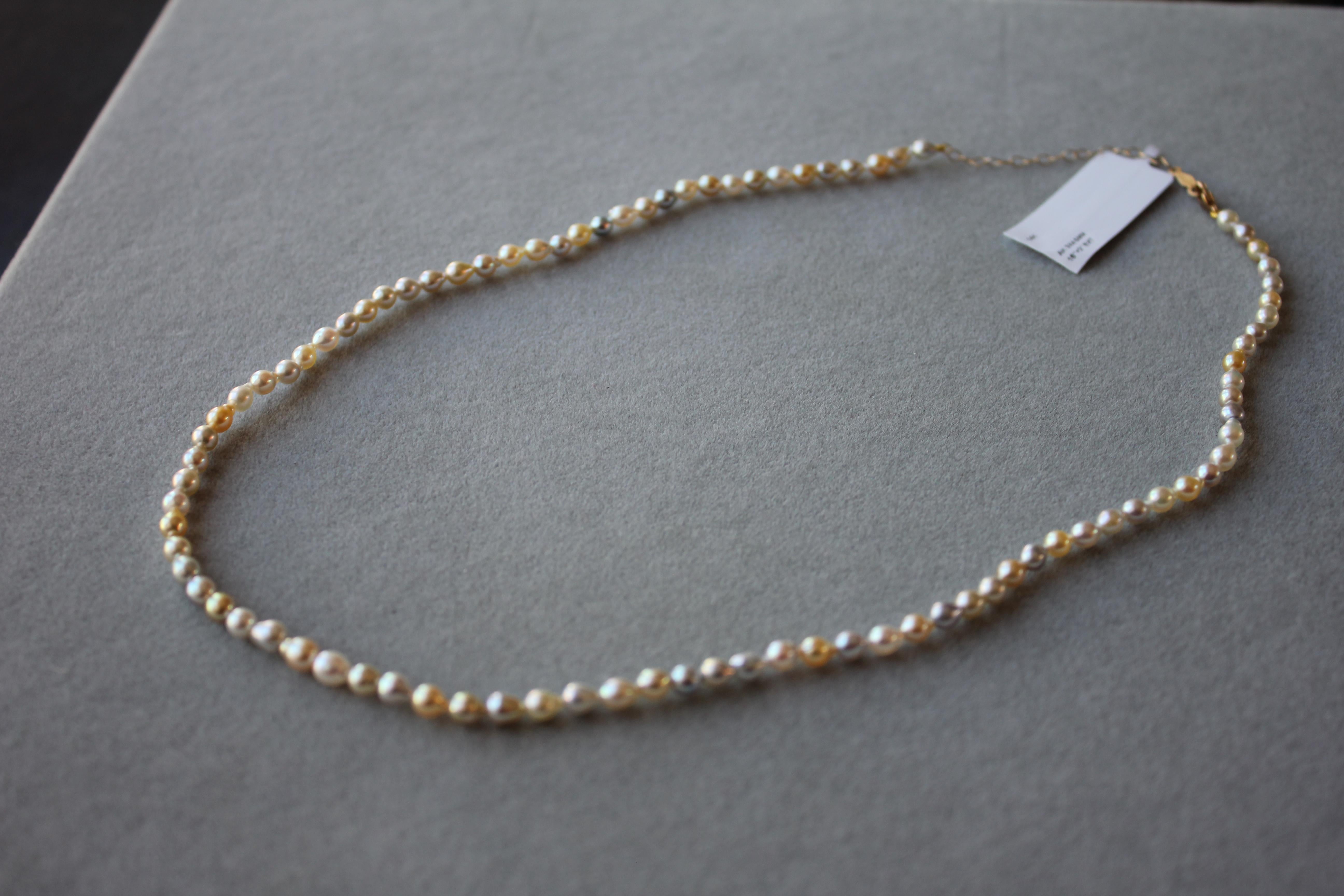 14 Karat Yellow Gold Multicolor Akoya Cultured Pearl Layer Thin Bead Necklace For Sale 9